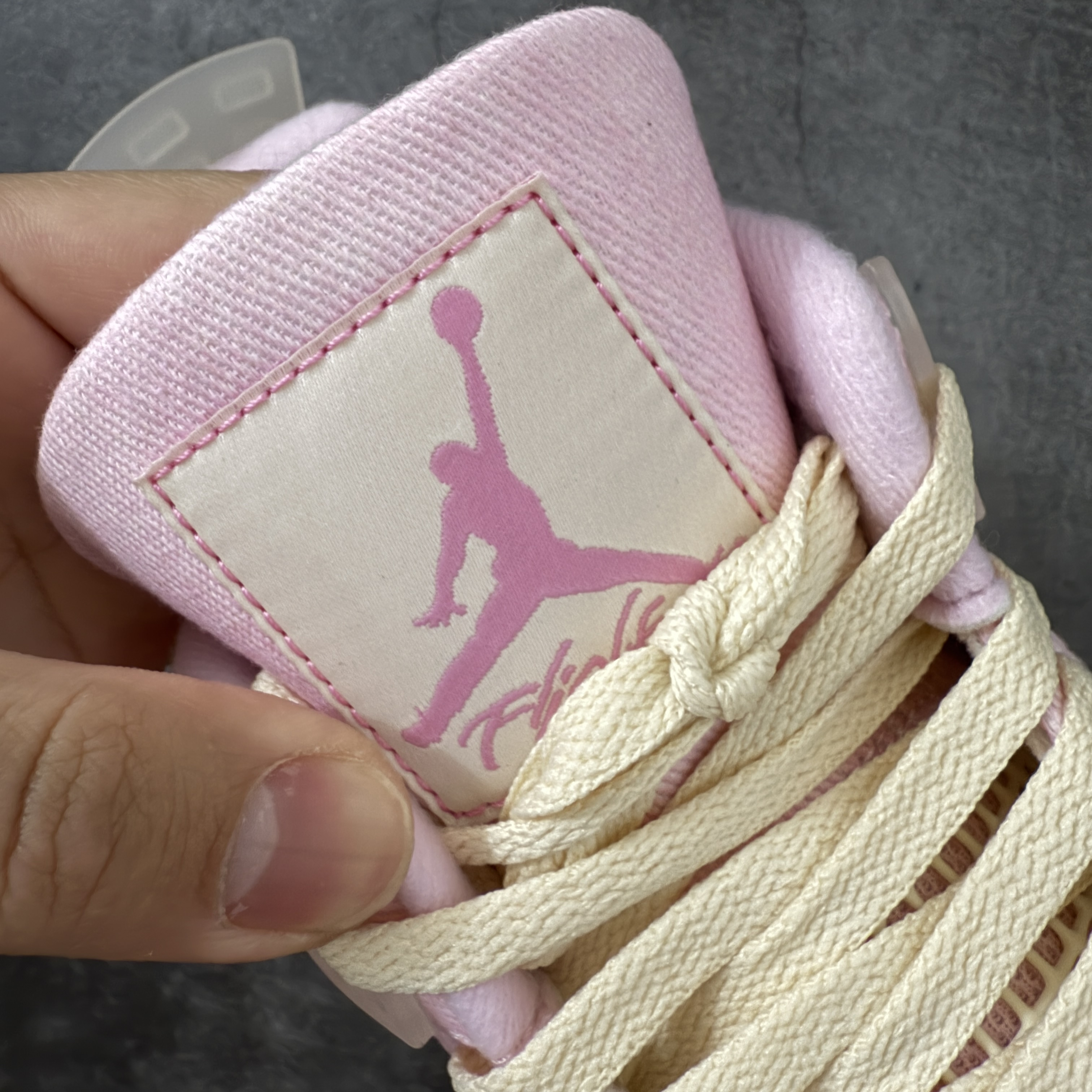 Nike Air Jordan 4 Retro IB6716-600