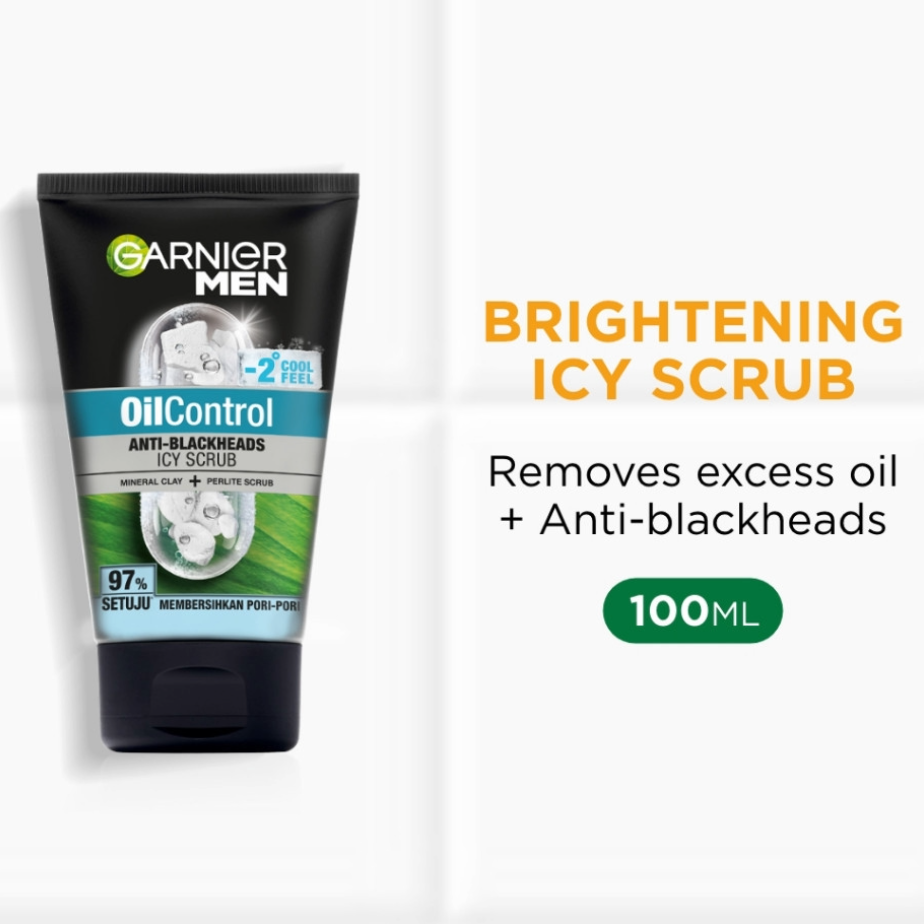 Garnier Men 100ml Oil Control Anti-Blackheads Brightening Icy Scrub