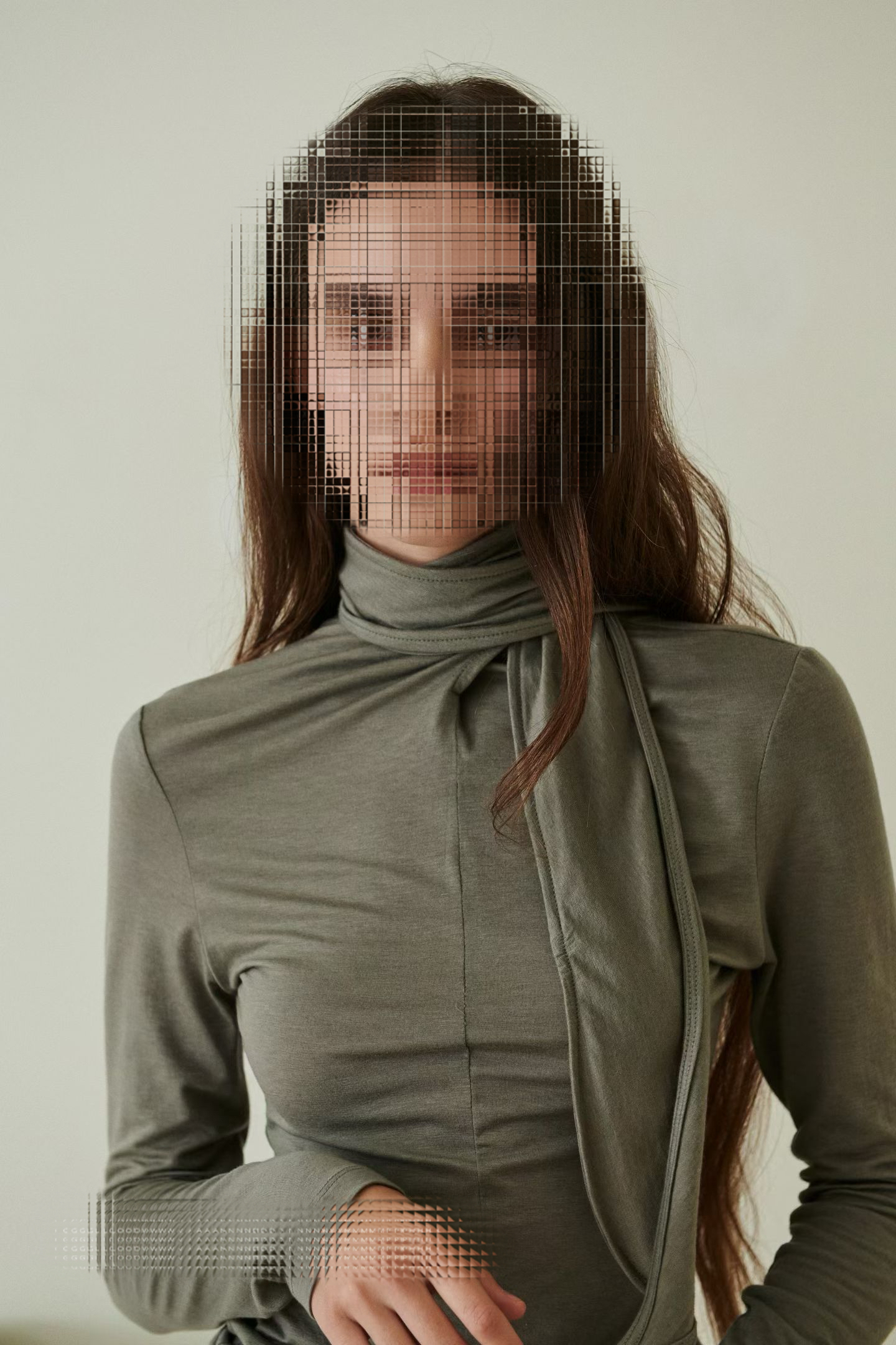 Feminine slim tie tee