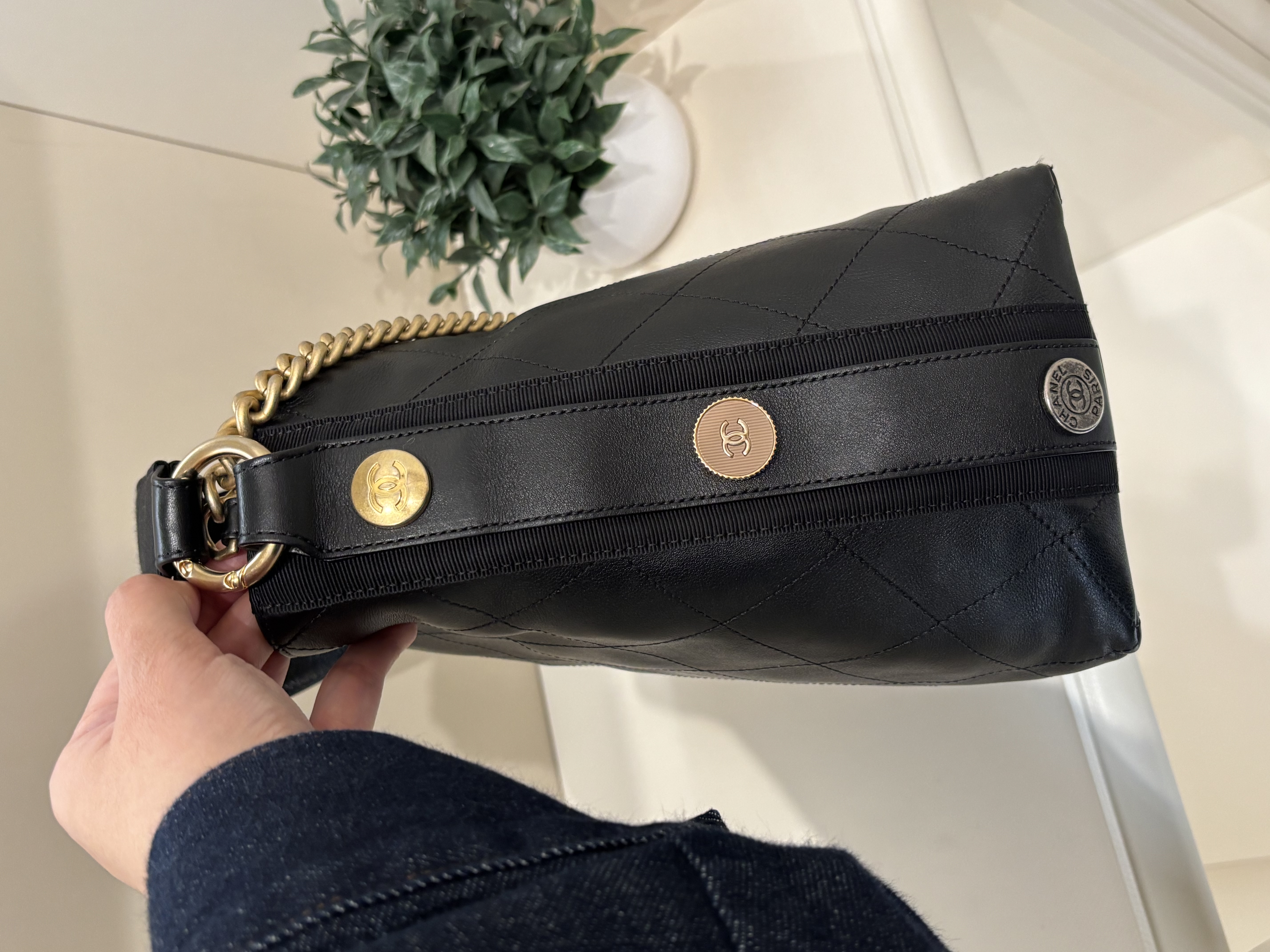 Chanel 2way Bucket bag 100%Authentic, 95%New ✅收據✅card ✅dust bag 