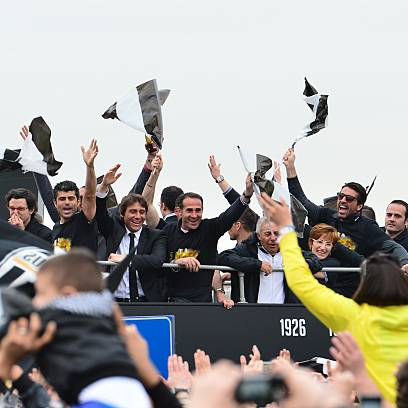 #現貨 Nike Juventus 祖雲達斯 2012-13 意甲奪冠特別版 T-shirt ⚽