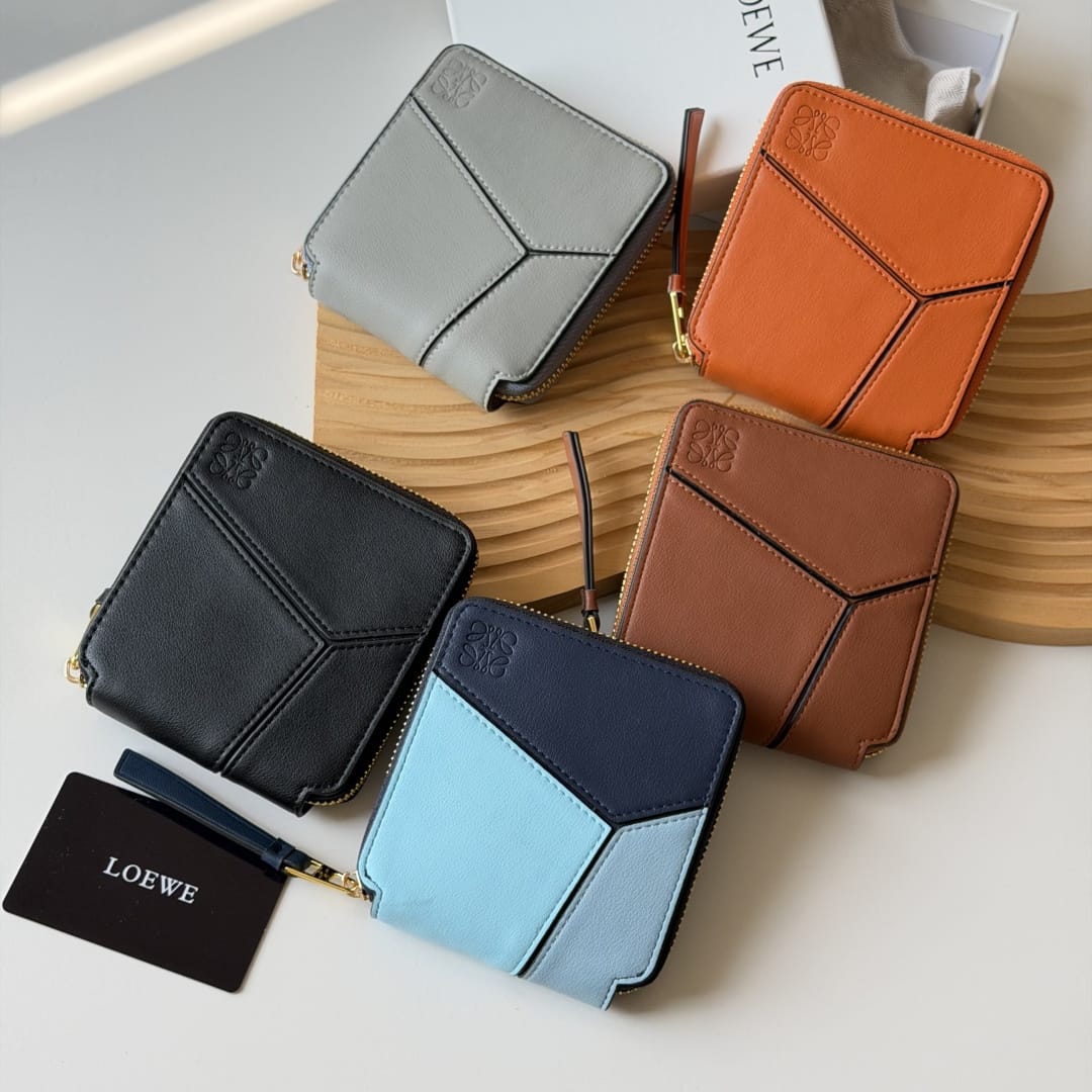 loewe 短款拉鍊錢包 