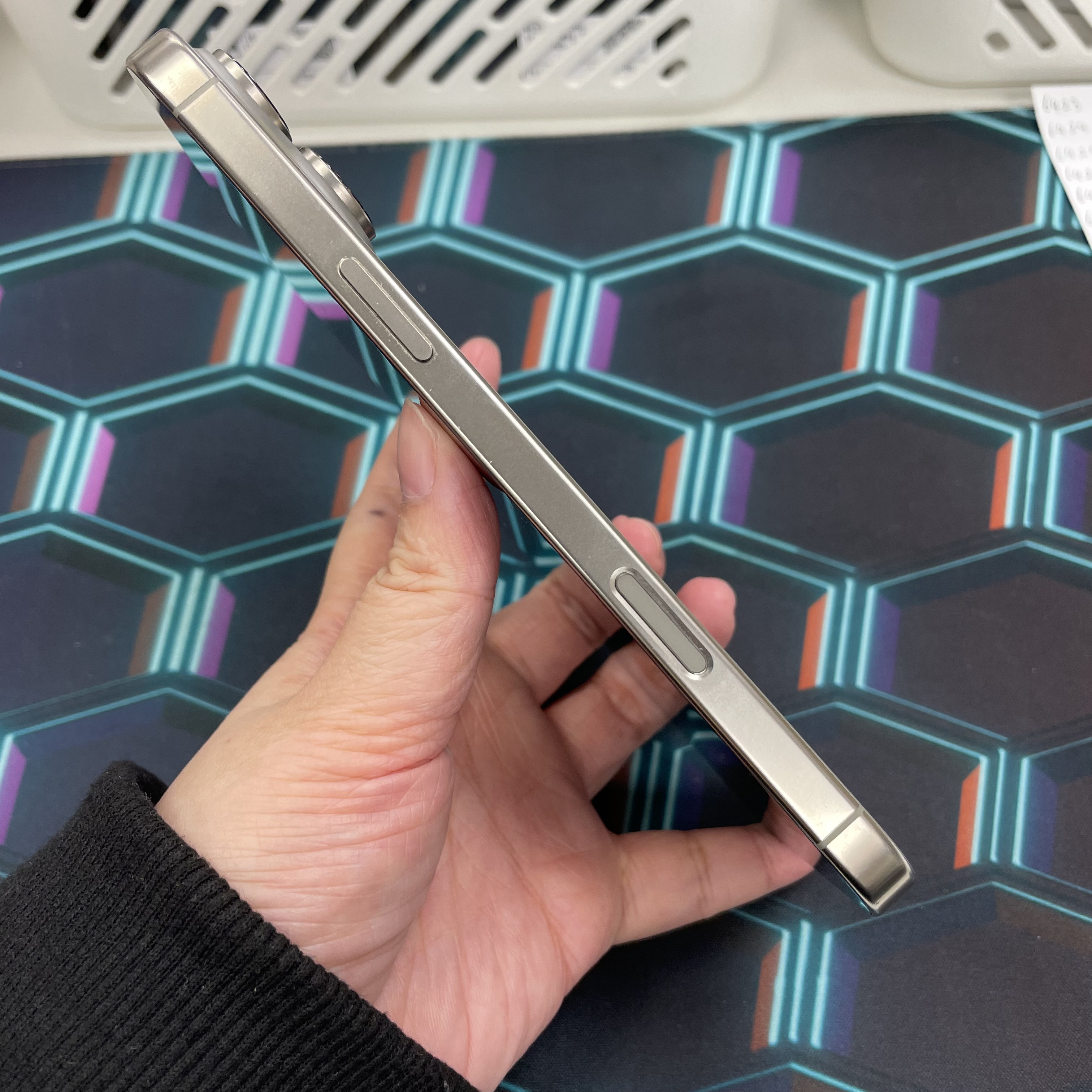 *6430 16 pro max 完美機 256GB 電90 原色 gray