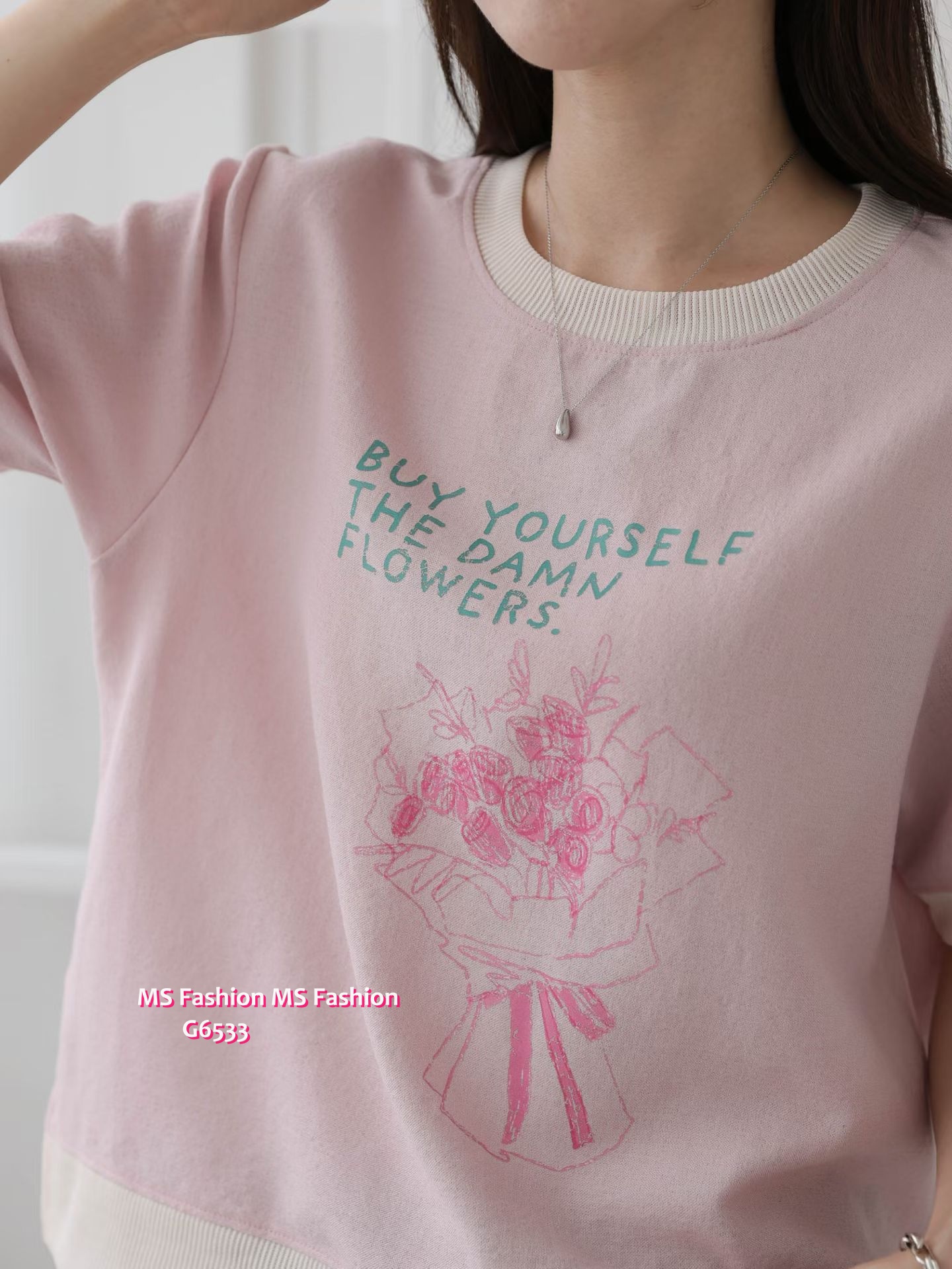 G6533 花花print字母top