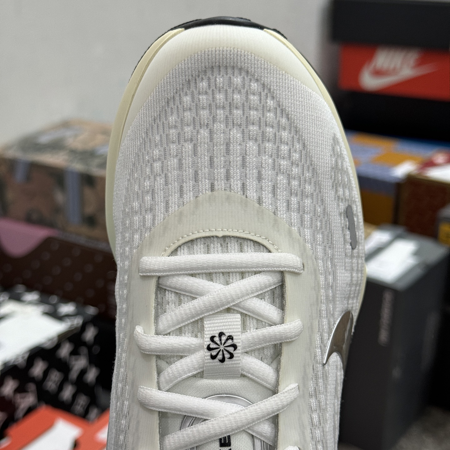 Nike Journey Run FN0228-104