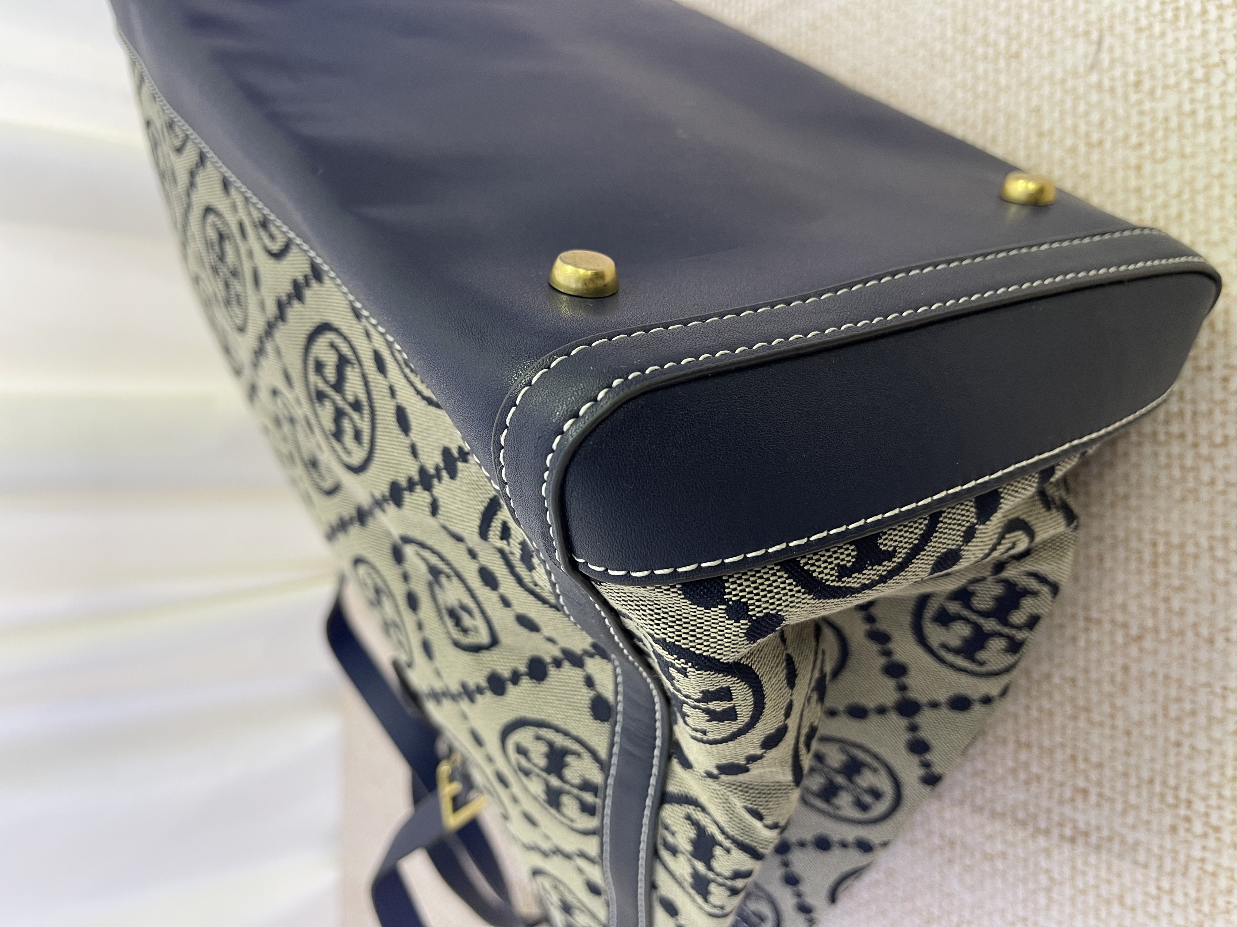 Pre-owned Tory Burch T Monogram Jacquard Tote / Product Code: 26030903