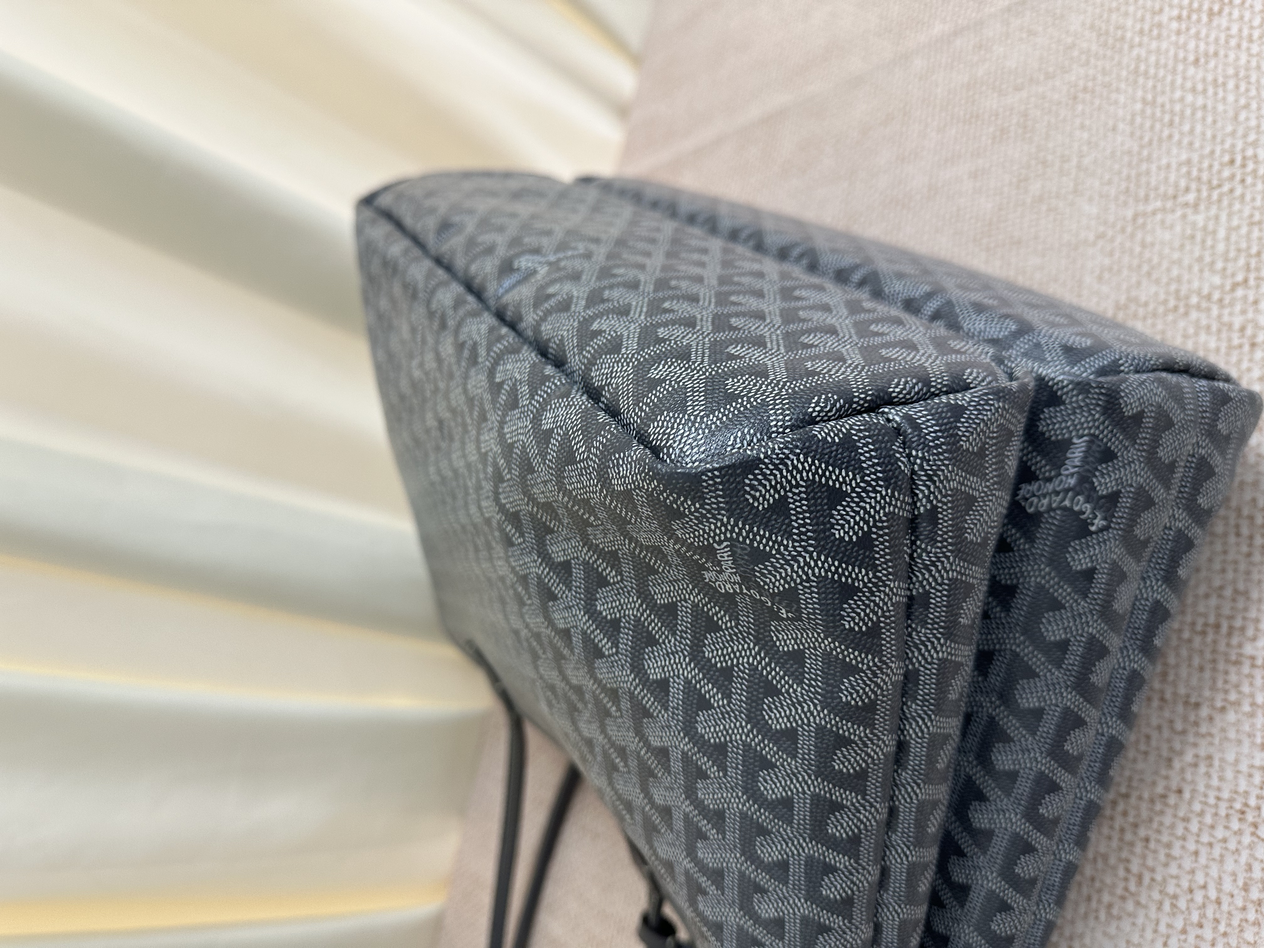 Pre-owned Goyard Isabelle PM Tote Bag/ Product Code: 26041511