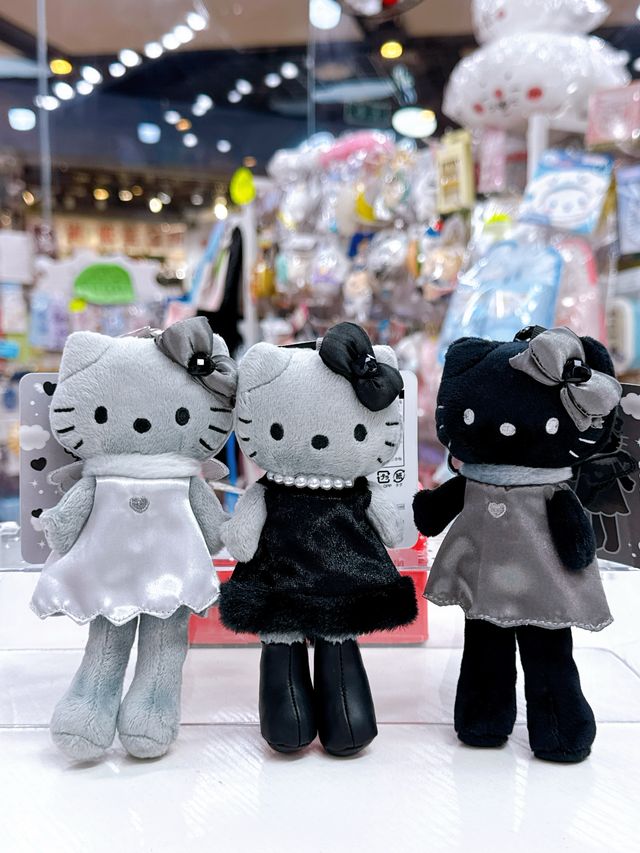 長腿hello kitty玩偶吊飾 黑天使 main image 0