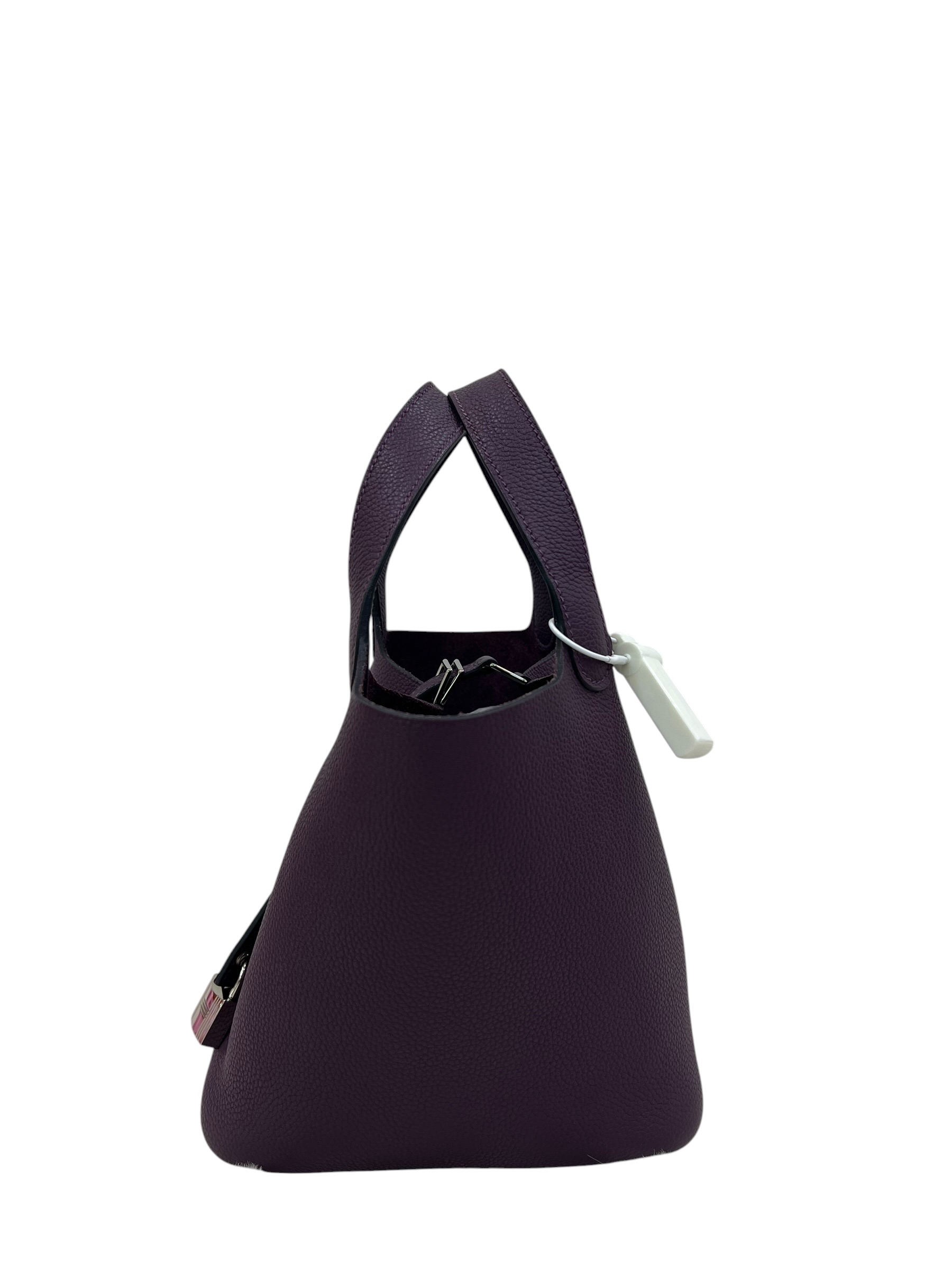 Pre-Owned HERMÉS P18 Stamp U / Product Code: 071702