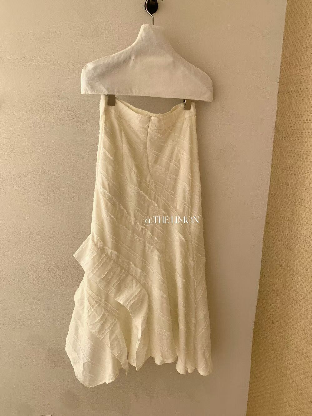 1800 Ruffle hem skirt | 荷叶边摆半裙