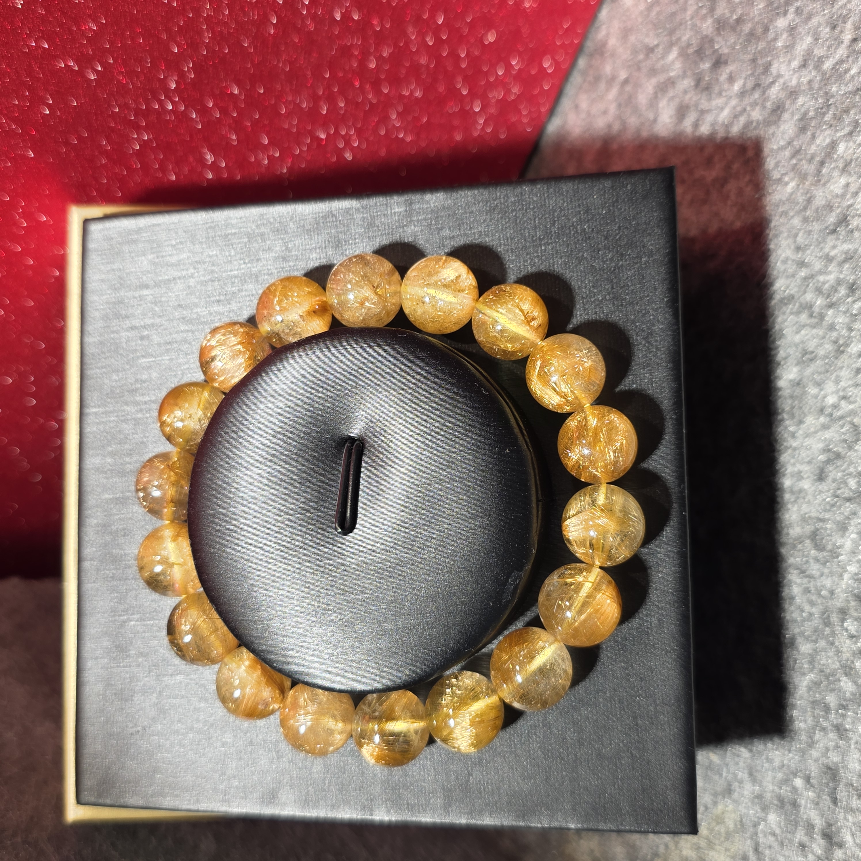 維納斯金髮晶手串(Venus Gold Rutilated Quartz)