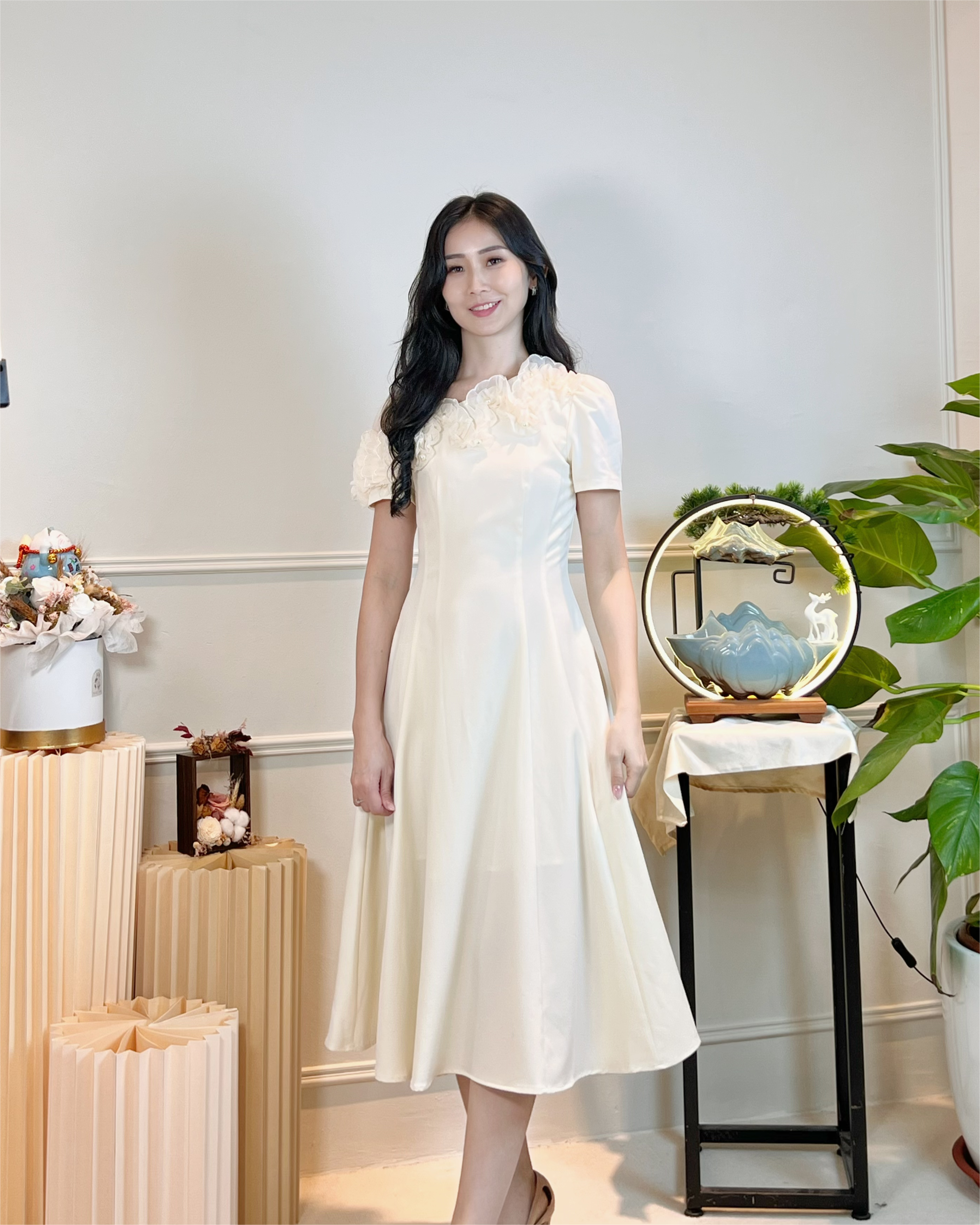 5093 3D Floral Chiffon Appliqué Midi Dress