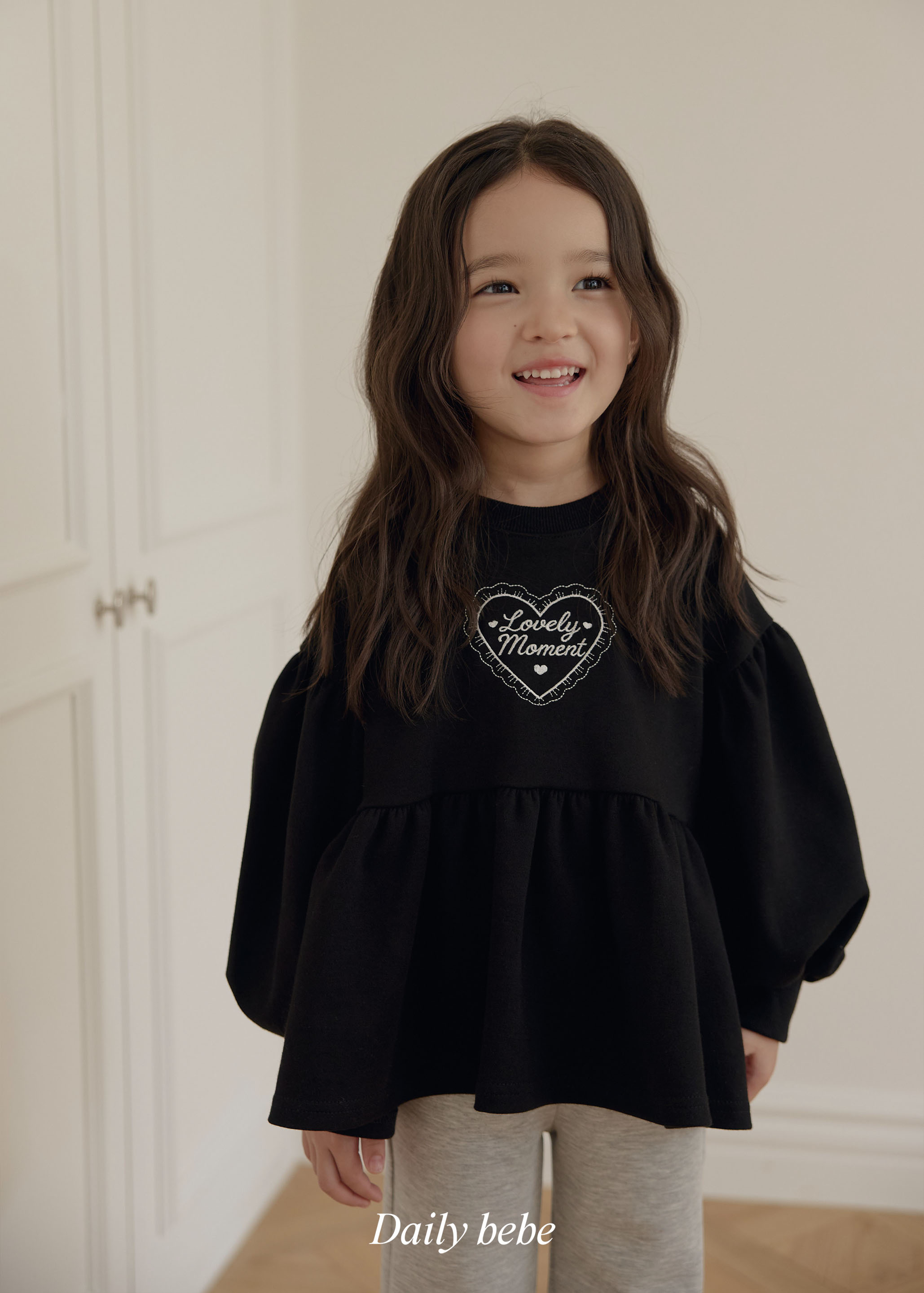 Dailybebe | Lovely Moment Tee