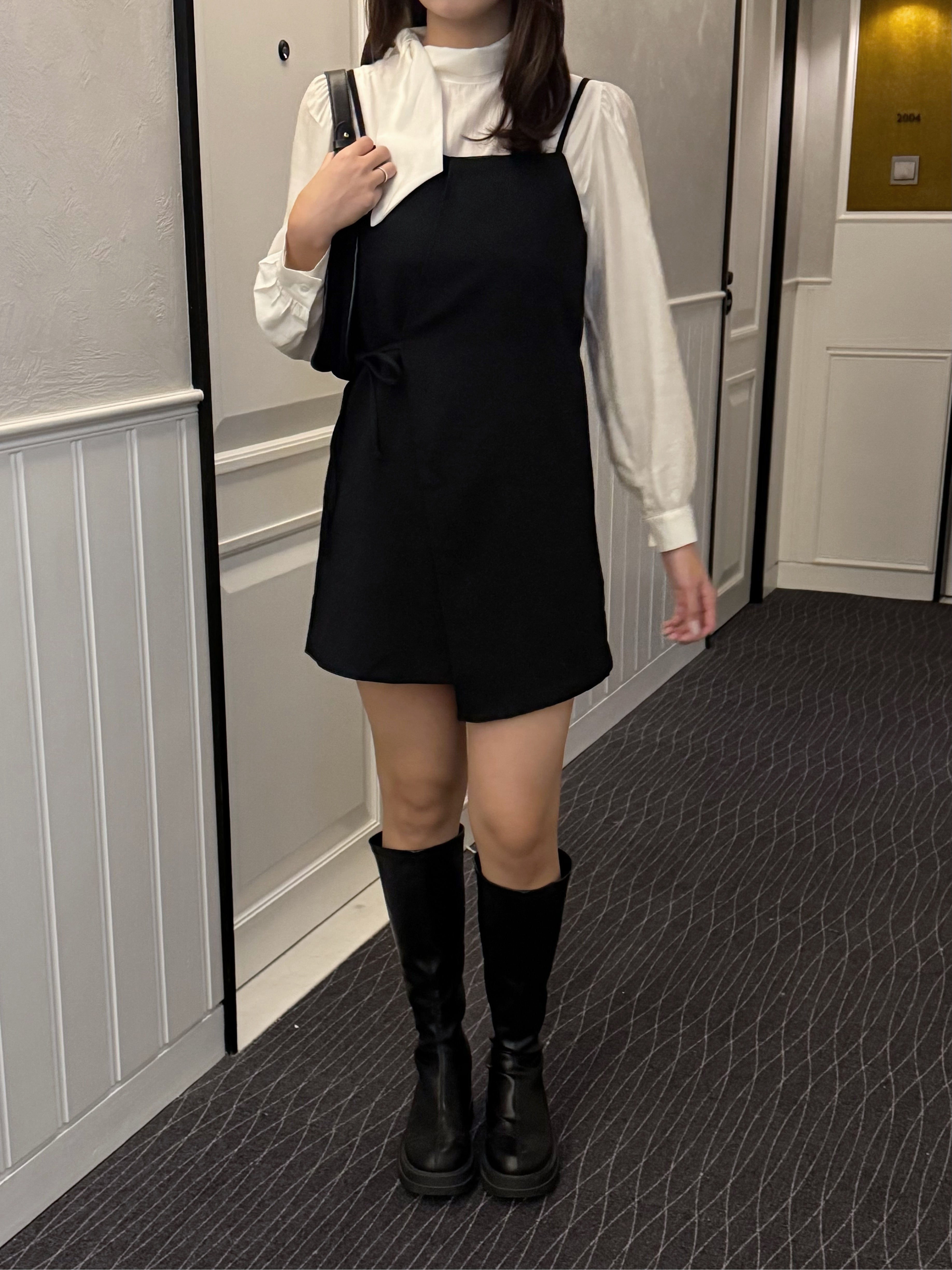 [洋氣精緻!!]Onni Slip Mini Dress(兩色入)