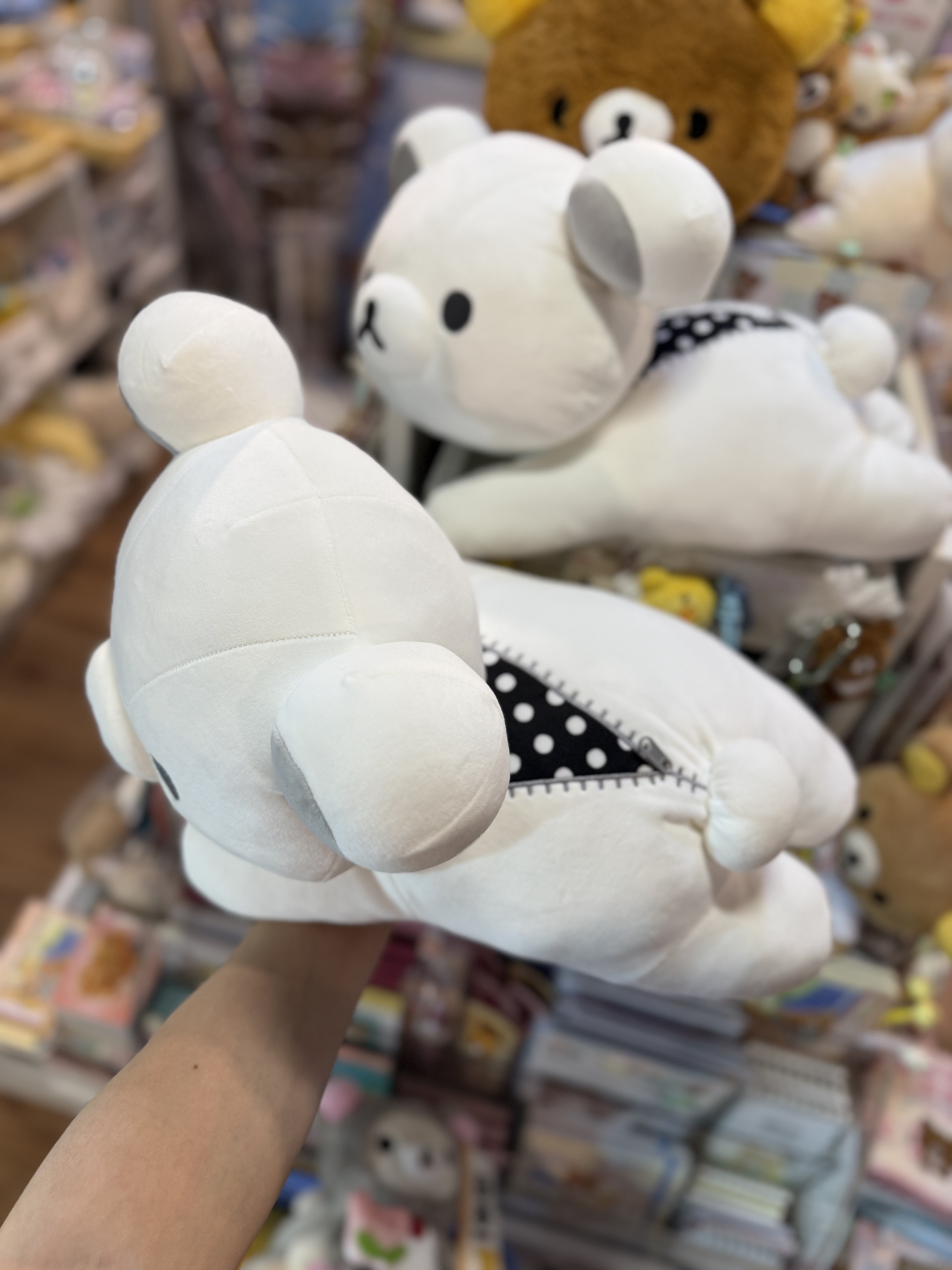 《現貨》全新Rilakkuma黑白造型白色Rilakkuma 趴地公仔（M size)