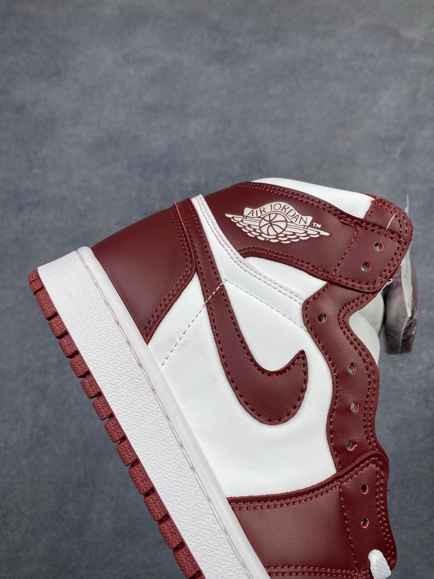 Nike Air Jordan 1 Retro High OG DZ5485-160