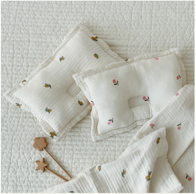 Dottodot Print Flowers Pillow
