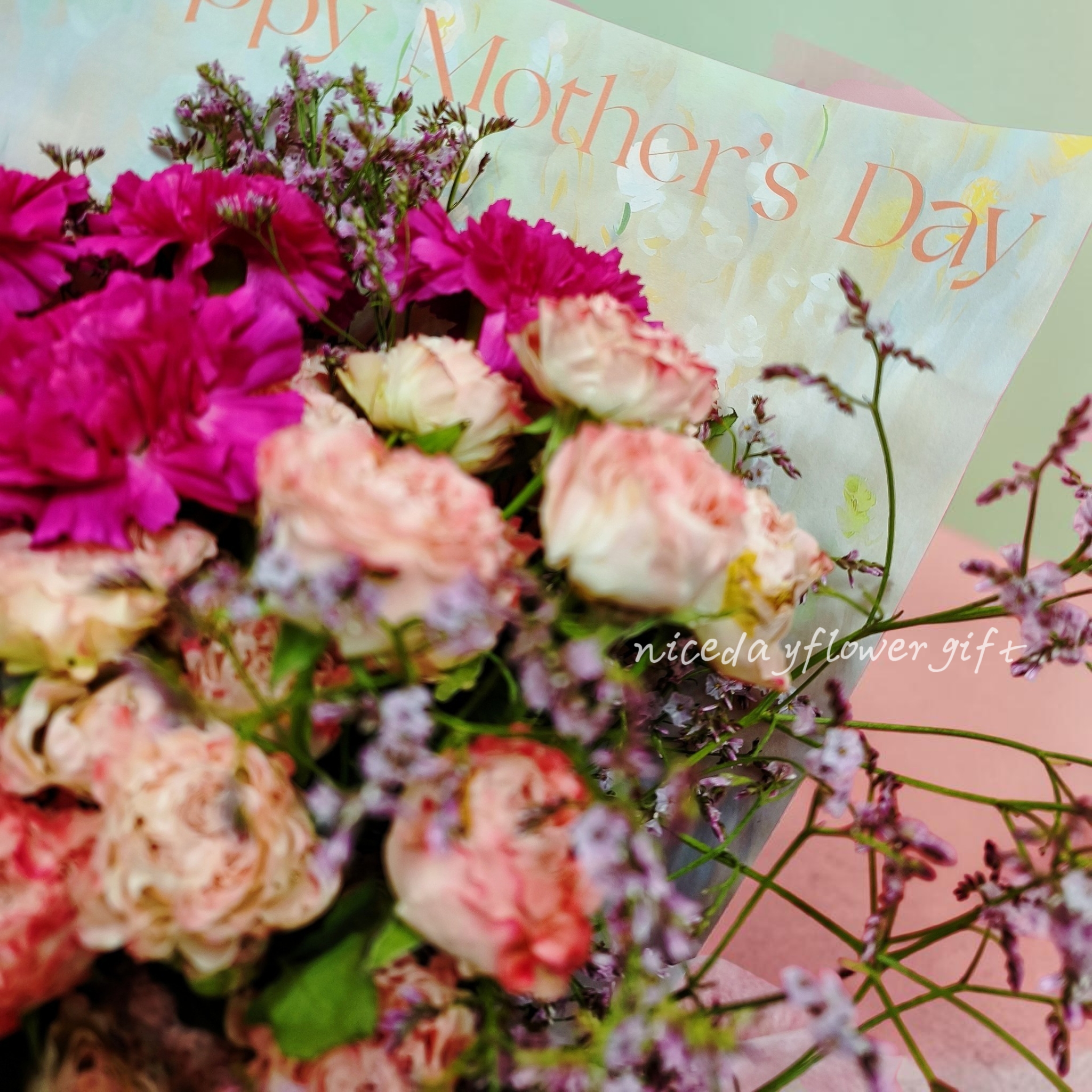 BA50M 康乃馨小玫瑰花束