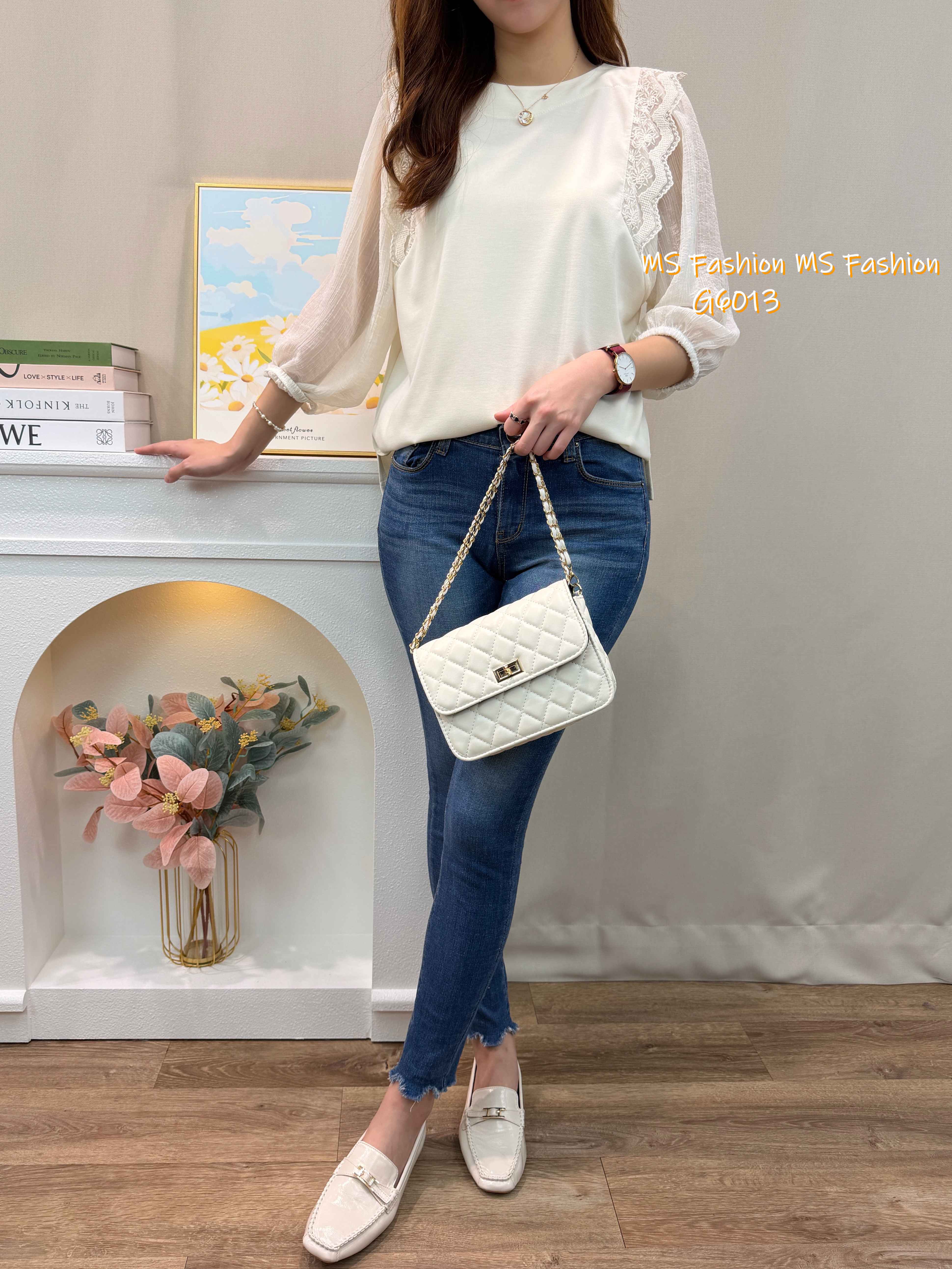 G6031 韓國🇰🇷肩lace拼布top