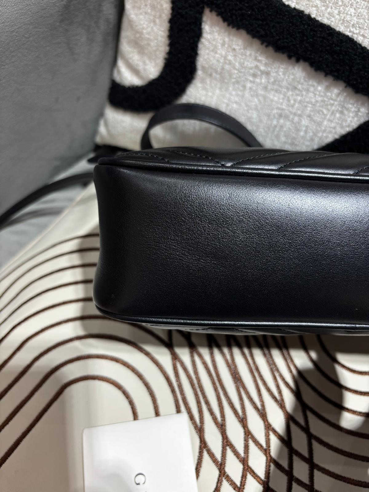 Gucci gg marmont camera bag 26cm 黑色牛皮金扣 100%Authentic, 98%new ✅Dust bag