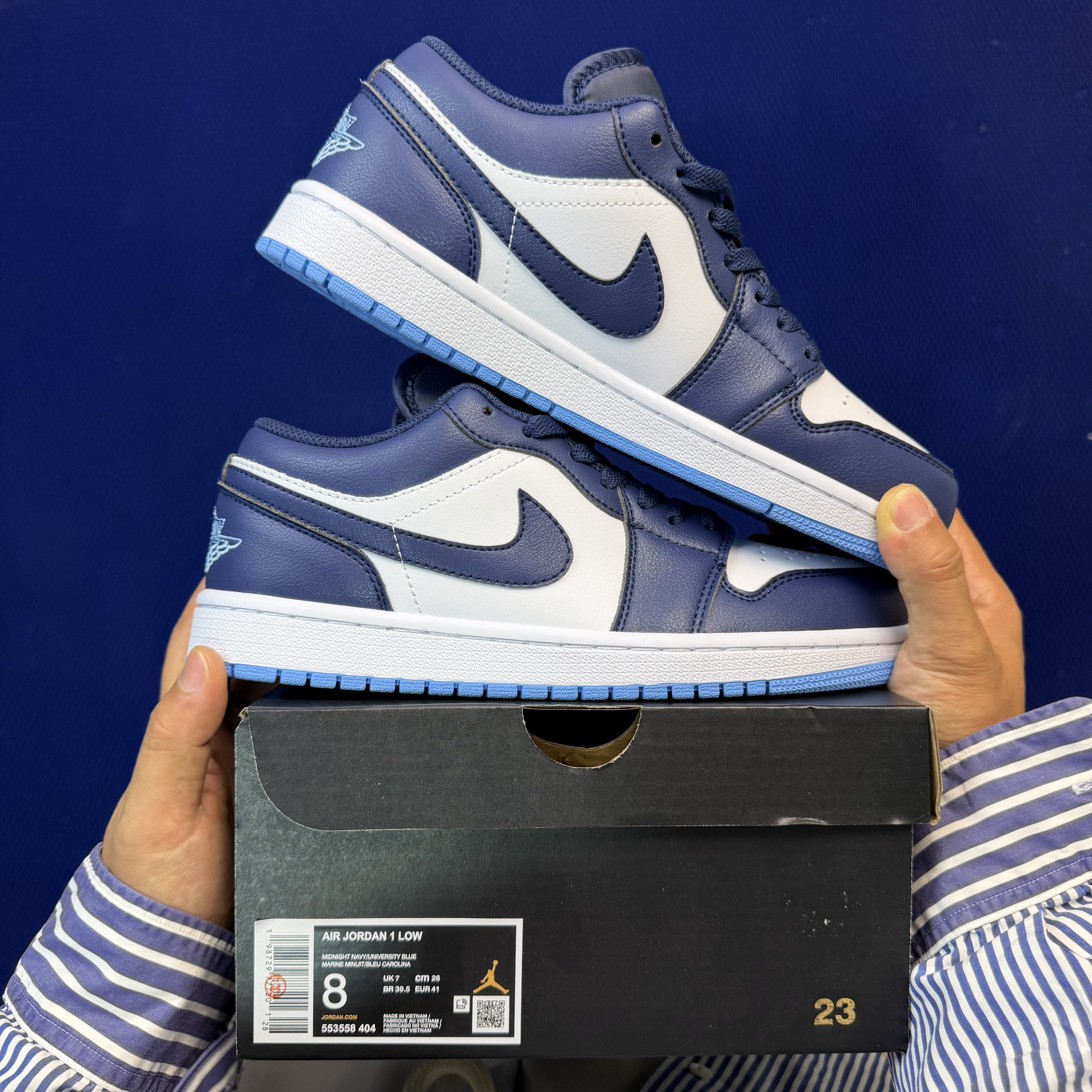 Nike Air Jordan1 Low 553558-404