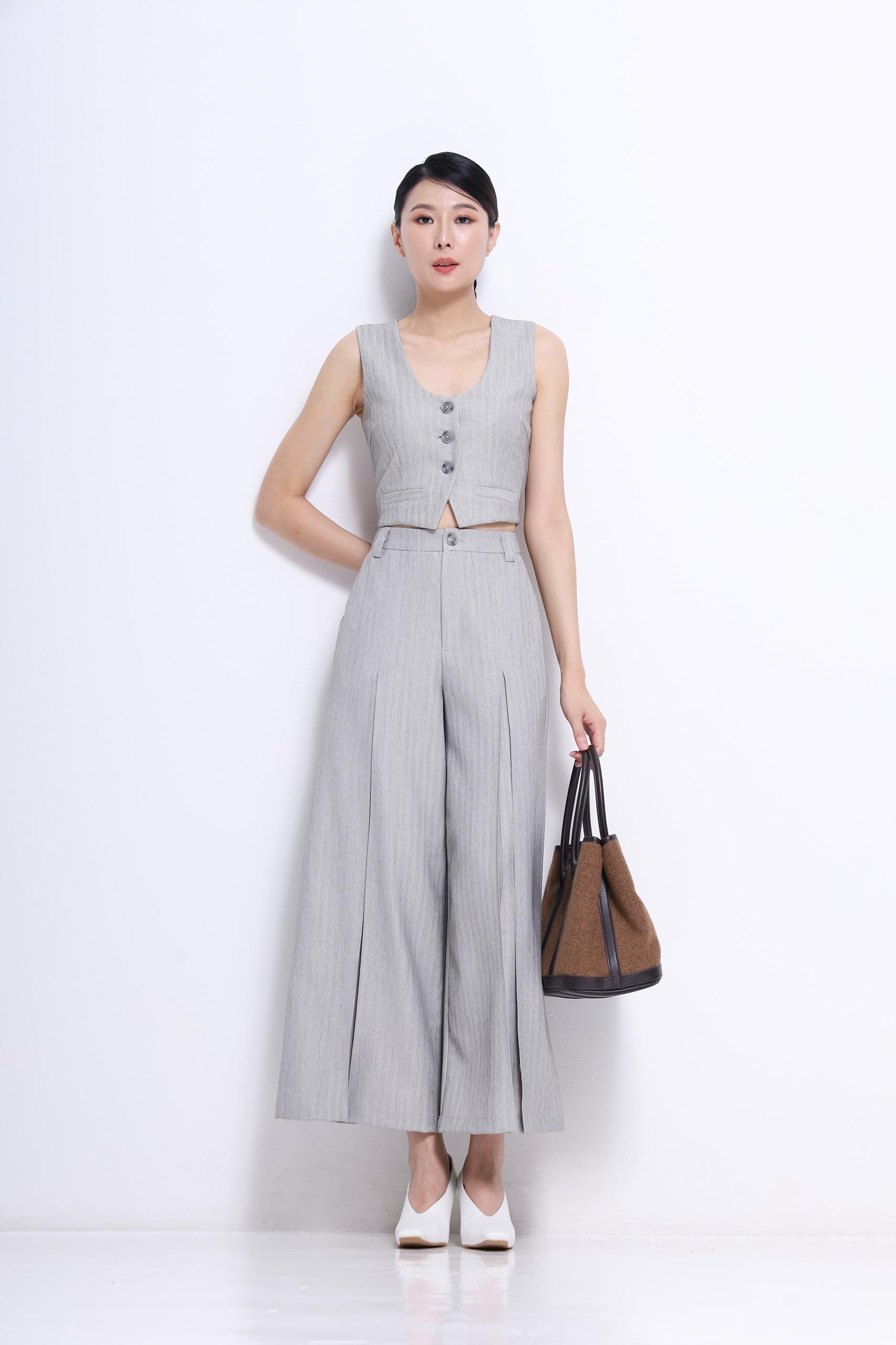 CB2695 U NECK BUTTON SHORT VEST