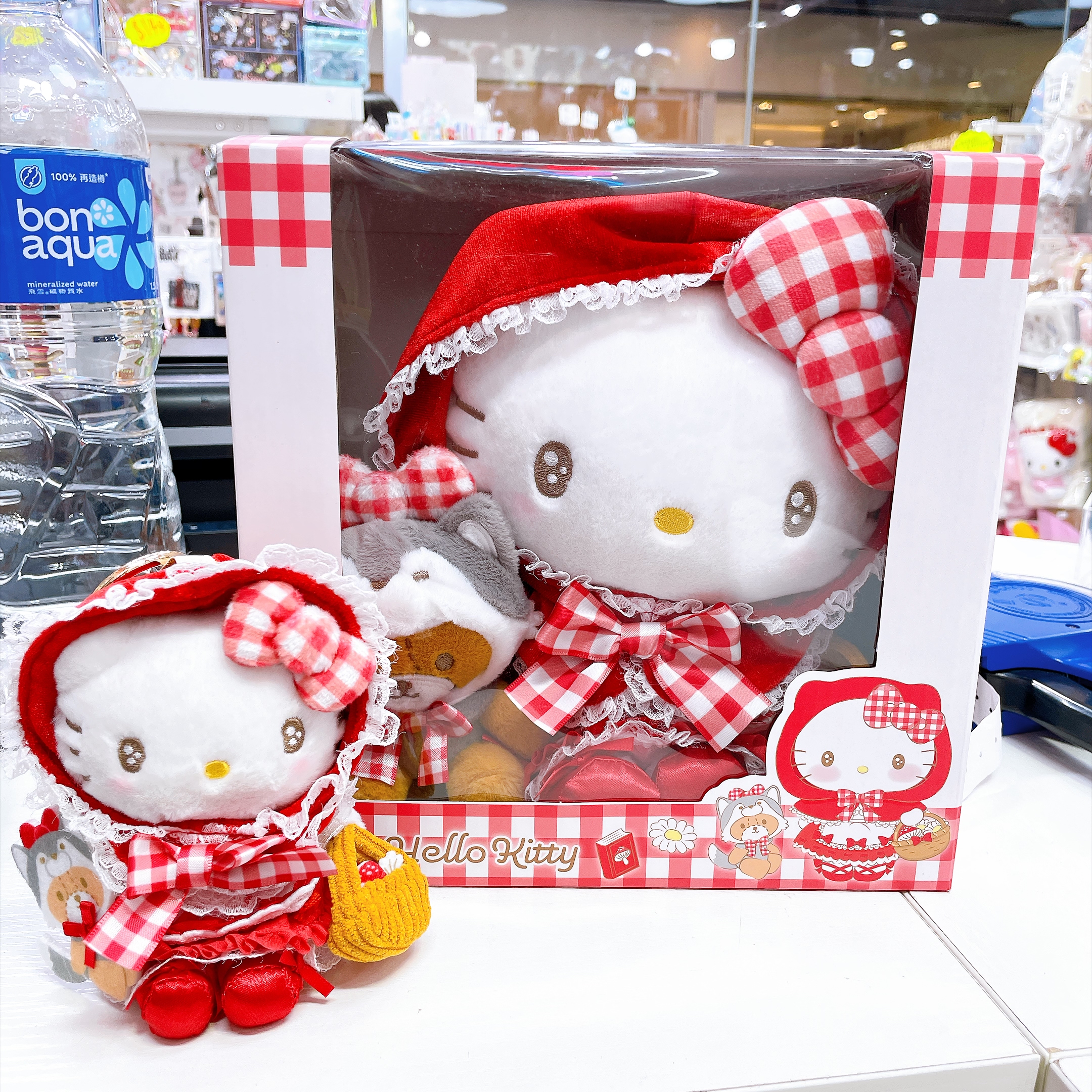原裝行貨 Hello Kitty小紅帽 盒裝公仔/公仔掛飾