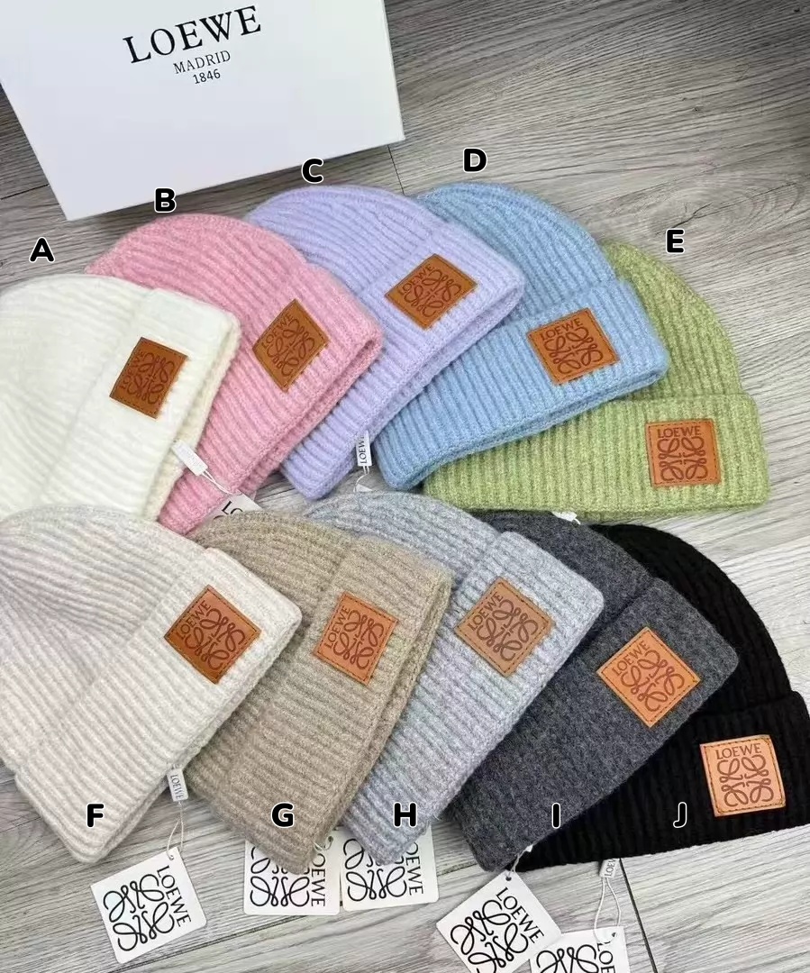 【原單】LOEWE Beanie in Wool 皮標logo針織帽