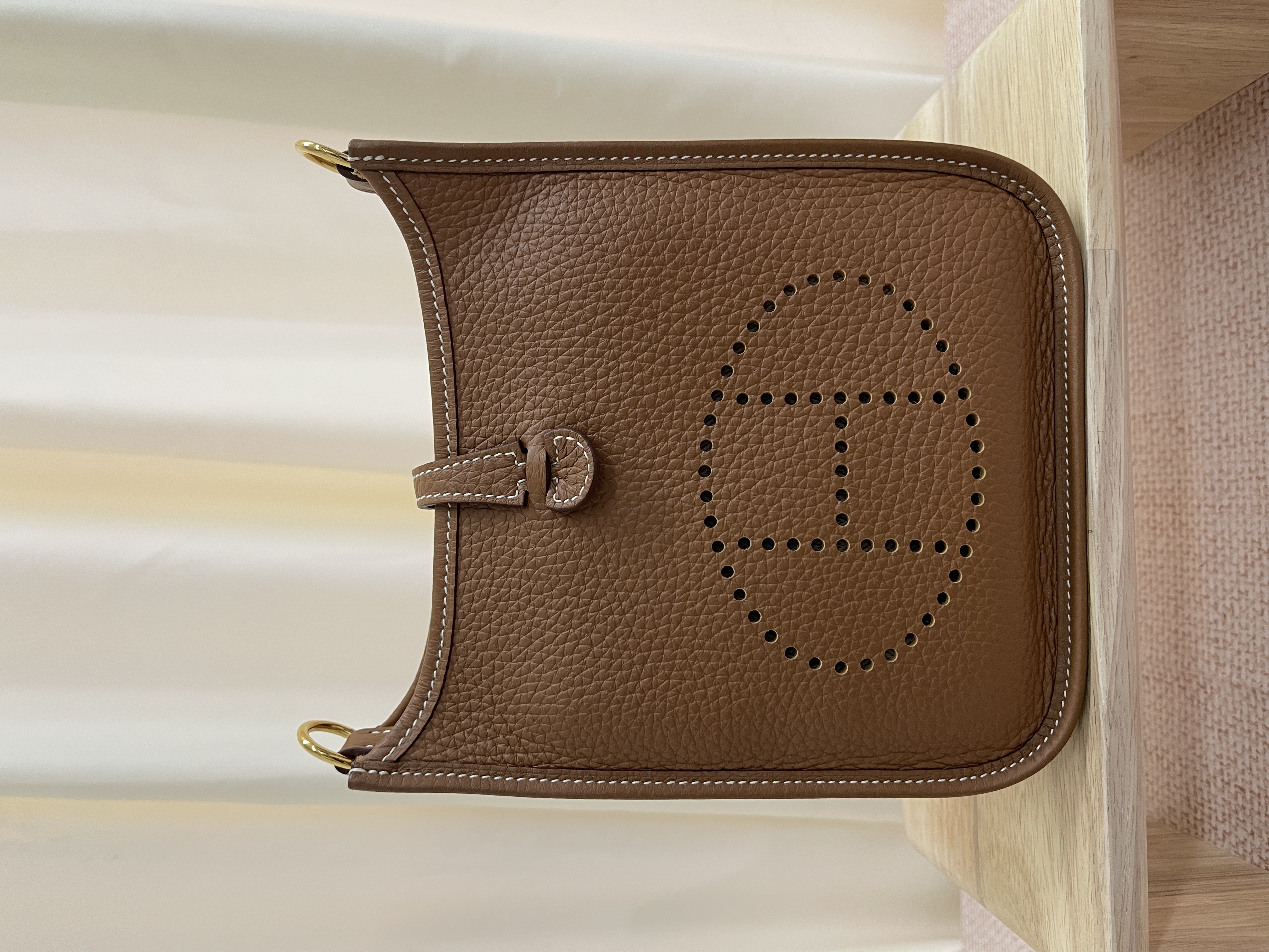 Pre-Owned HERMES MiniE / Stamp W / Product Code: 26022513