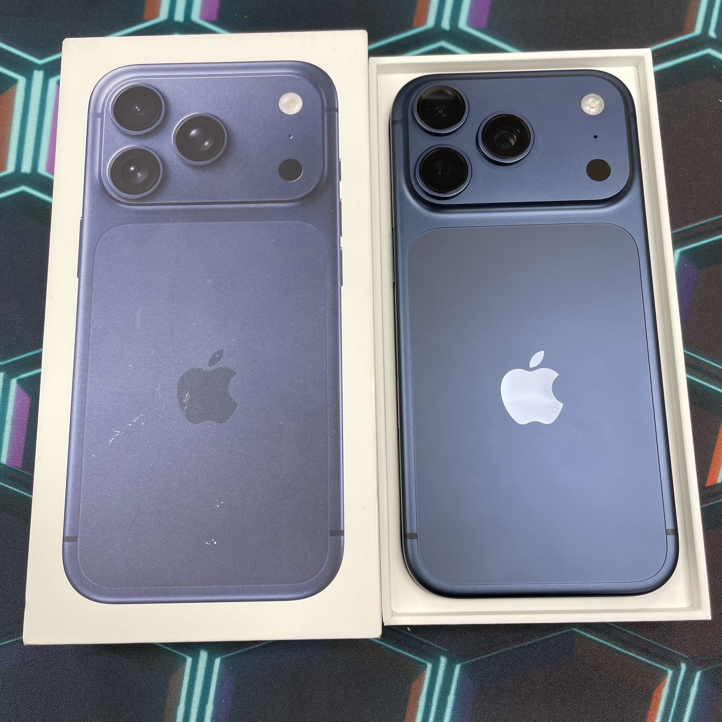 *6064 17 pro 完美機 256GB 電100 藍色 blue