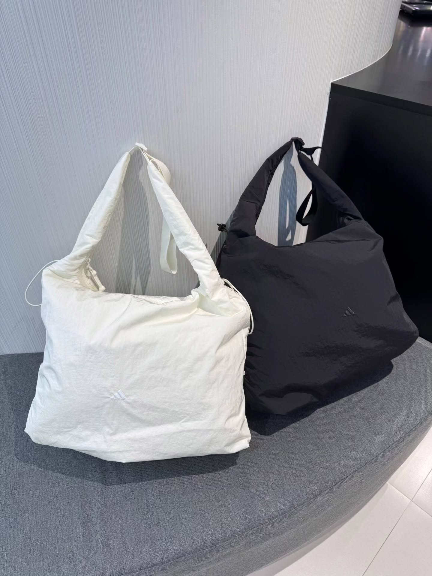 🖤三叶草 云朵泡芙托特包 🇭🇰