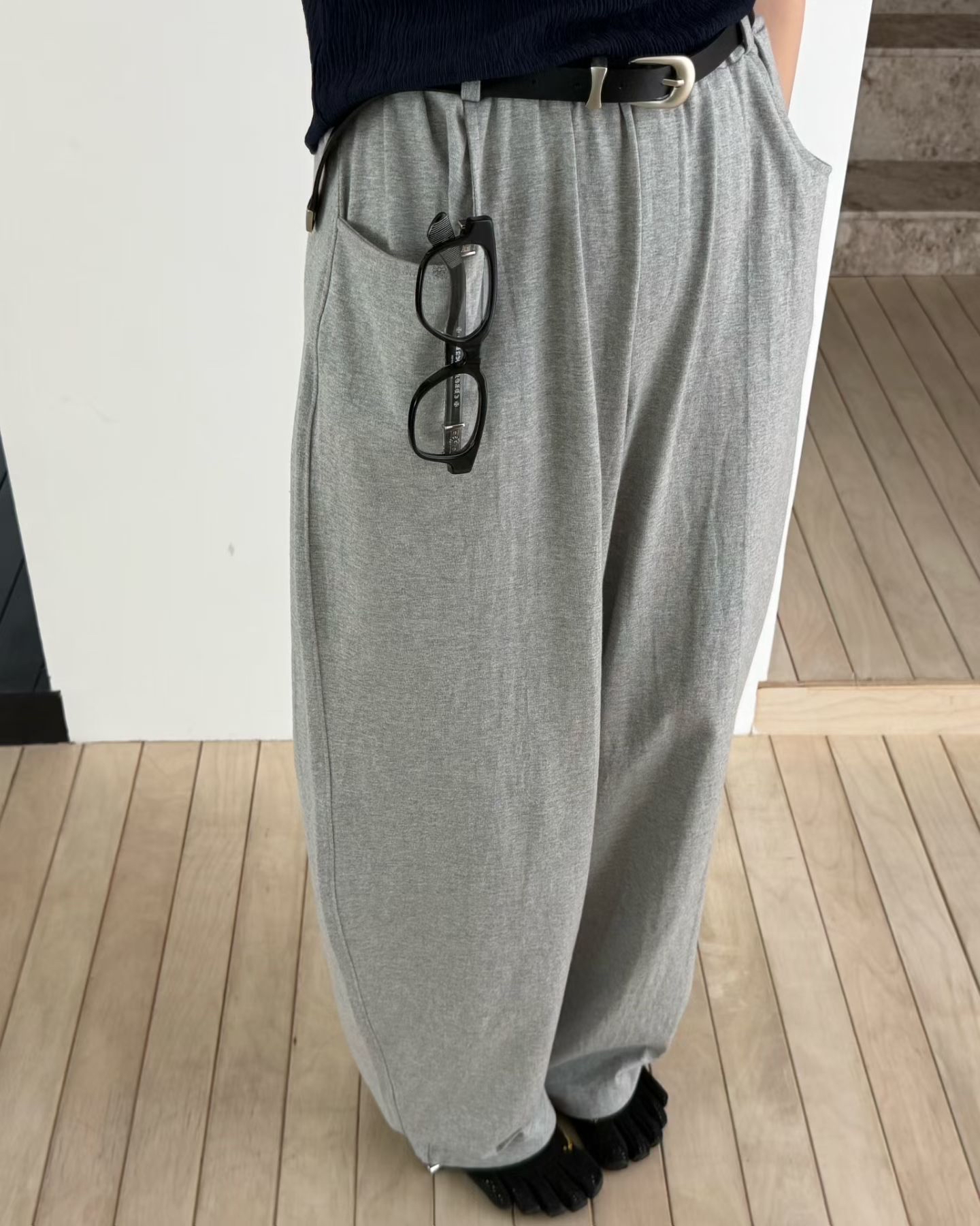 221403 銀扣牛皮Belt