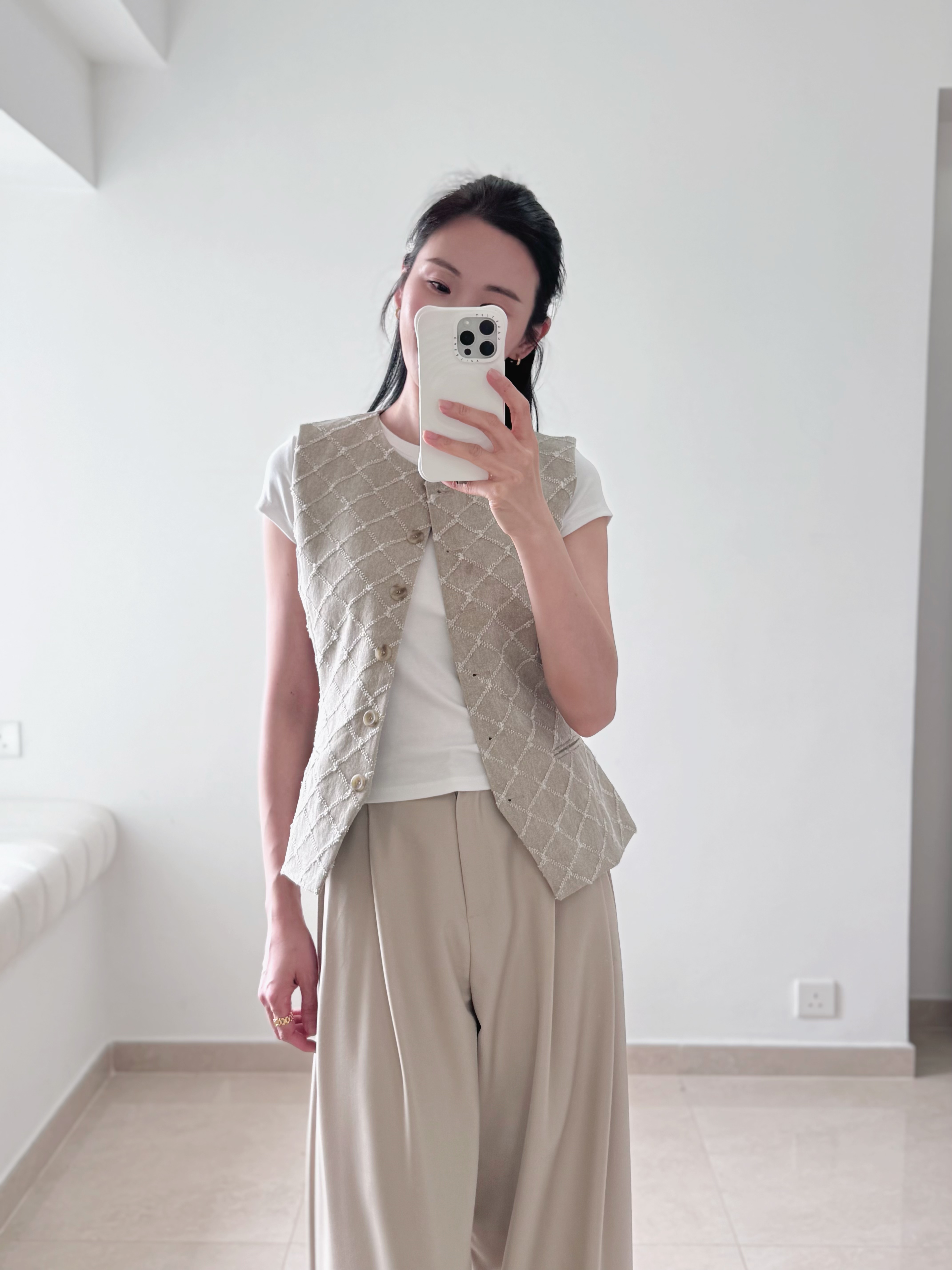 MARGOT Elegant Diamond Vest