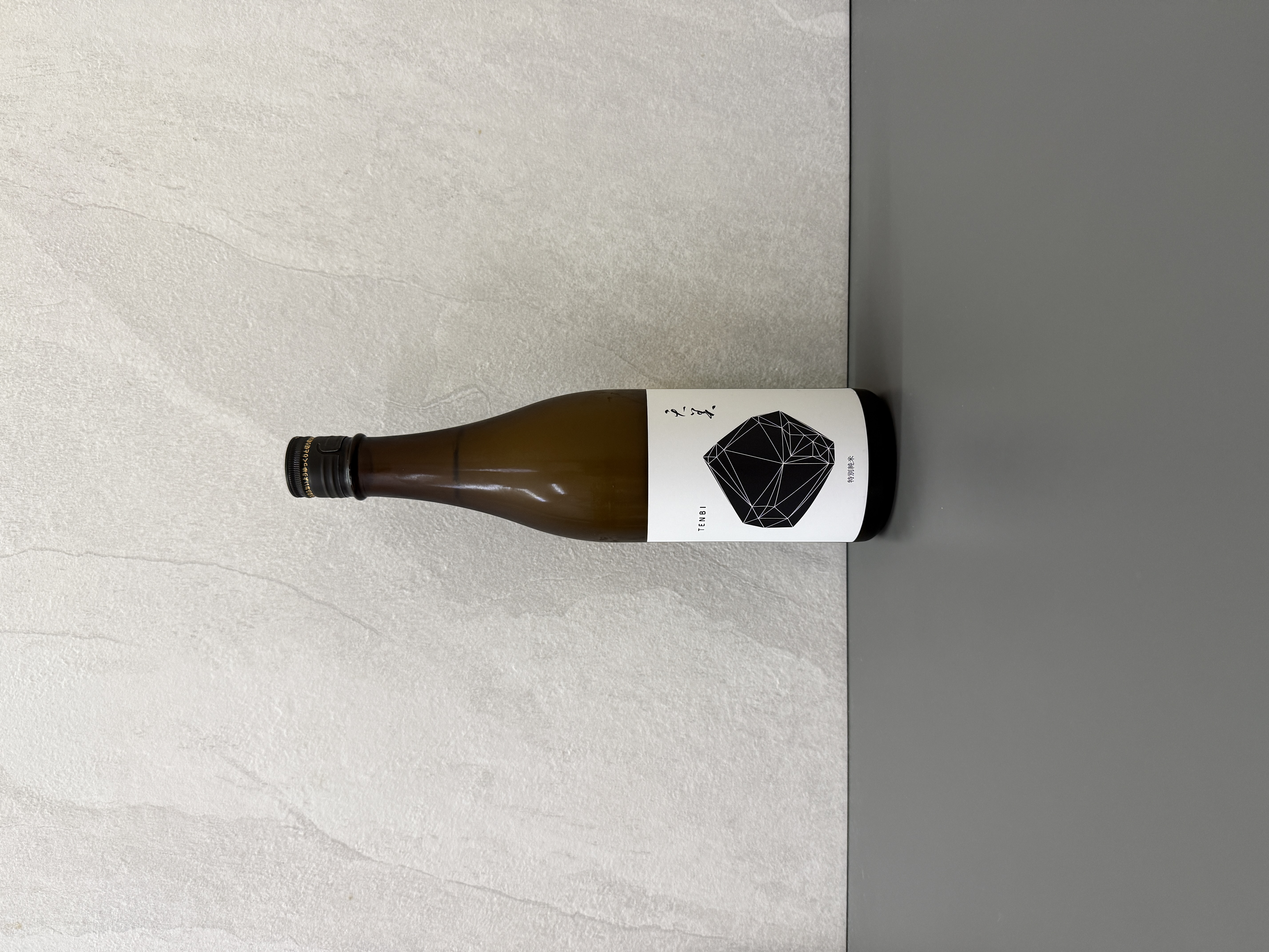 天美 特別純米 (黑天) 720ml