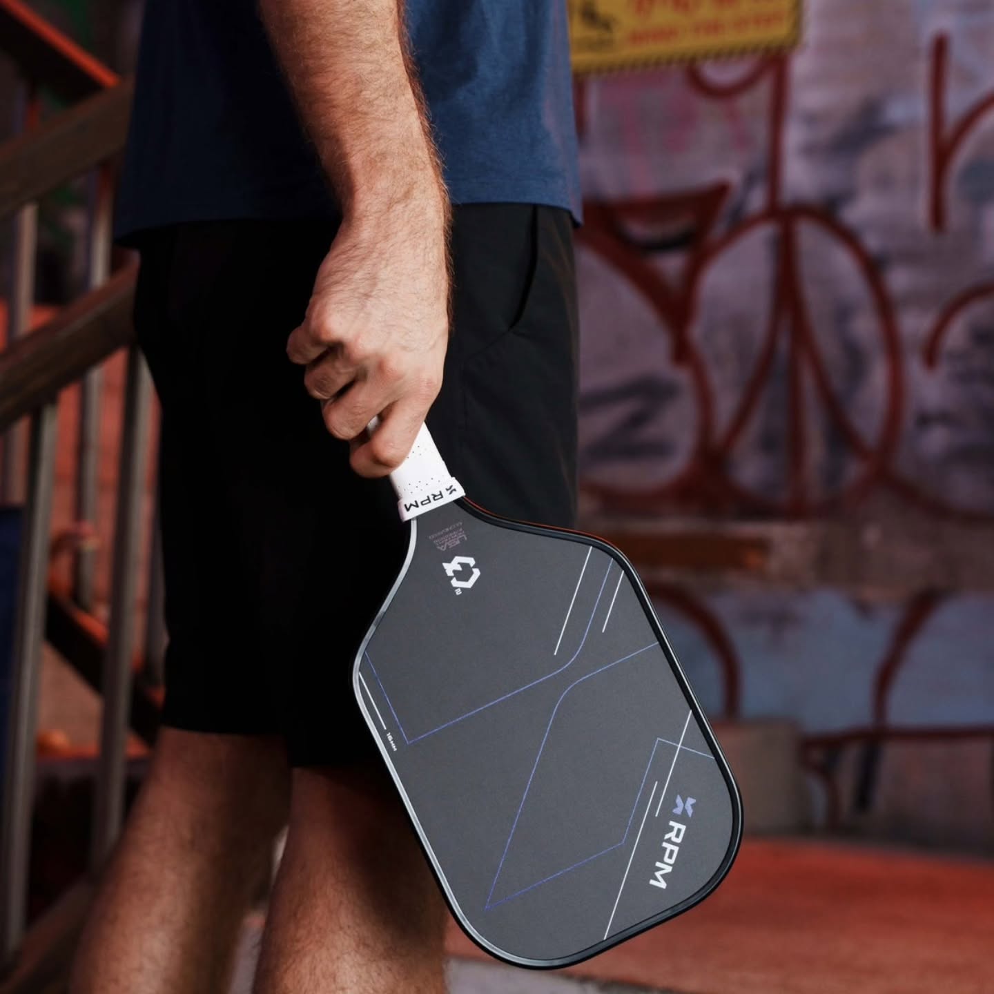 RPM Q2 14 / 16MM ELONGATED Pickleball Paddle