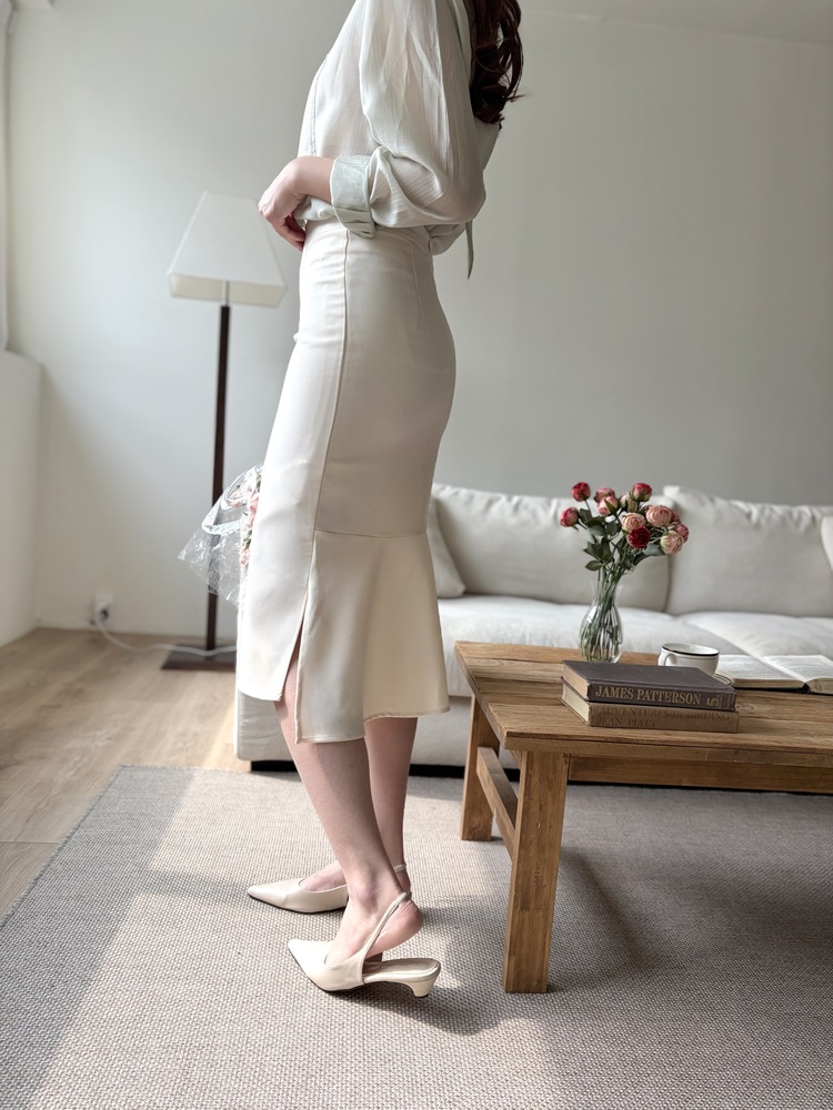 Pastel Mermaid Skirt (Ivory)