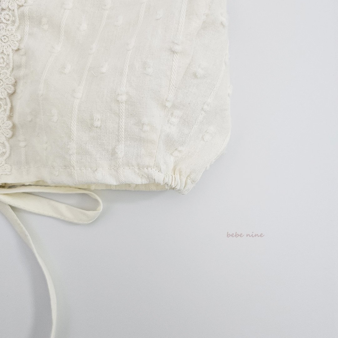 🌸預訂 韓國直送🌸🇰🇷Bebenine蕾絲荷葉花邊包耳帽