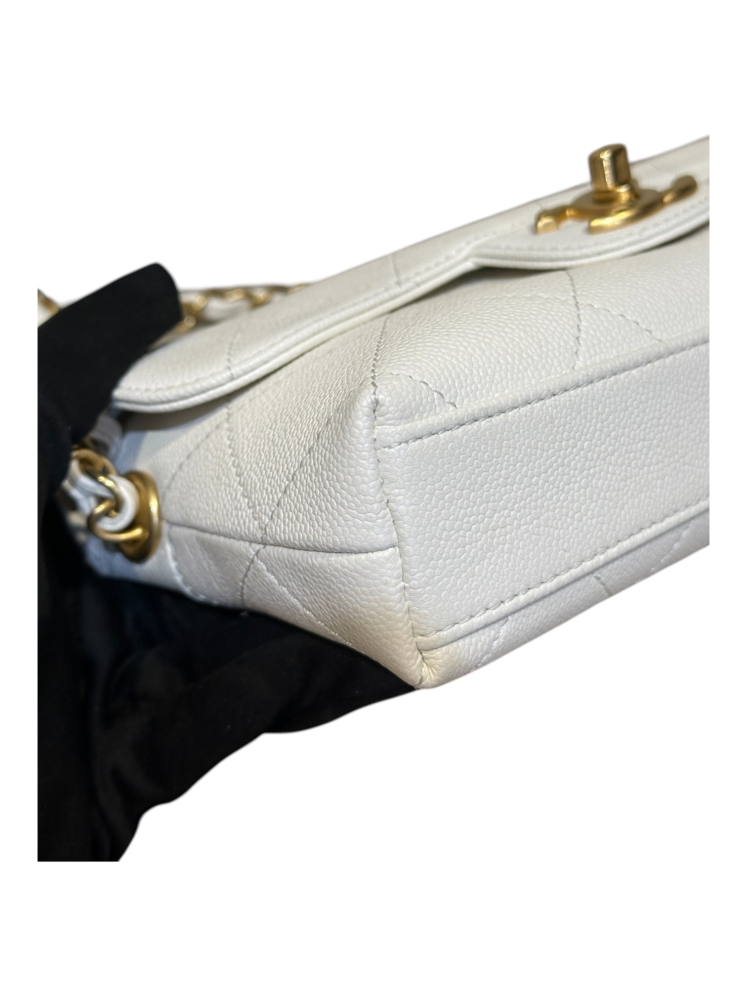 Pre-Owned CHANEL Top Handle Bag 