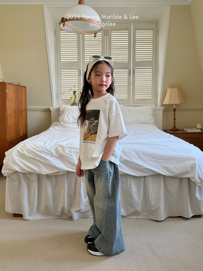 🇰🇷Matilda&Lee tee