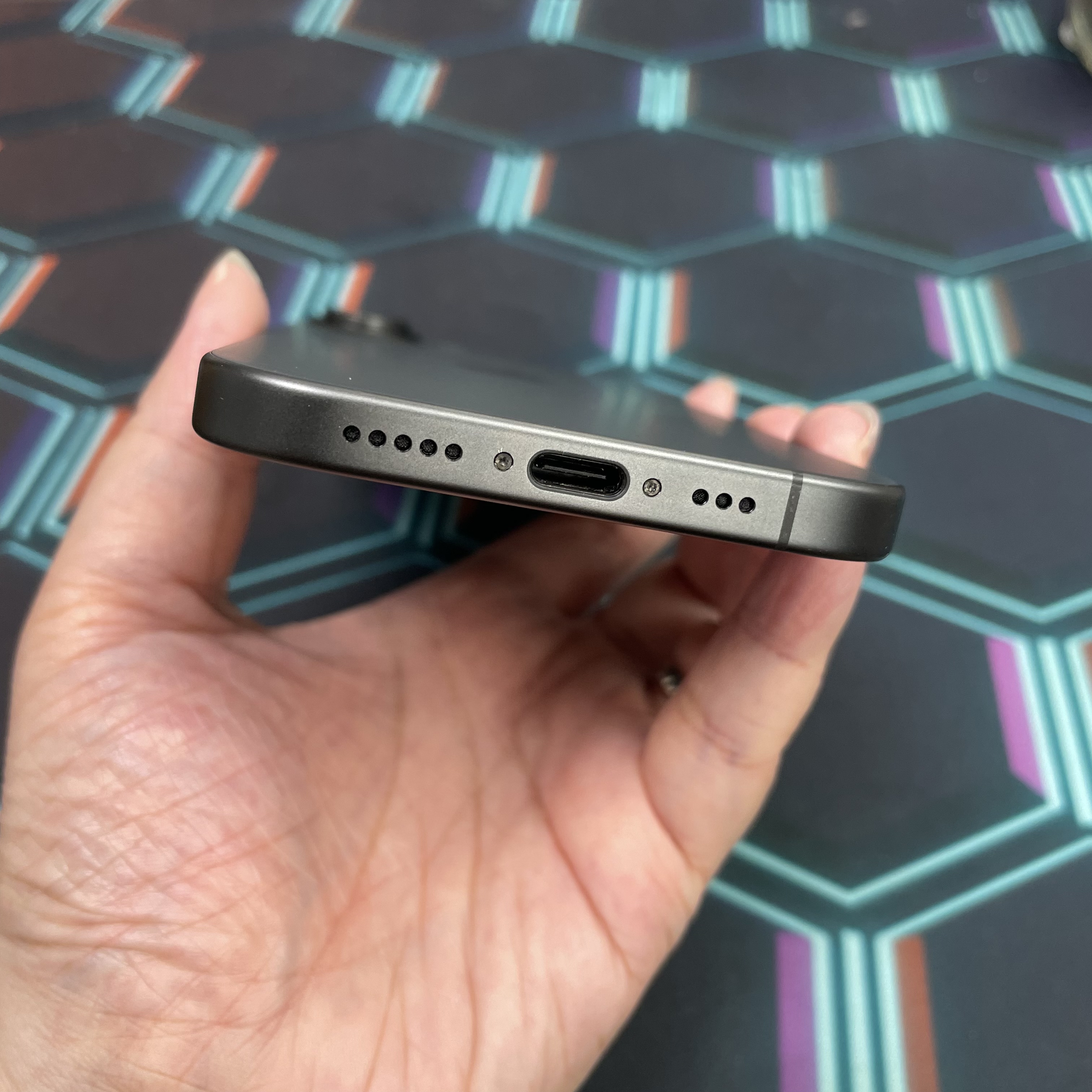 *8077 17 勁靚機 512GB 電90 黑色 black