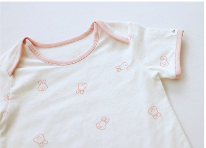 Chezbebe 兔仔初生包屁衣