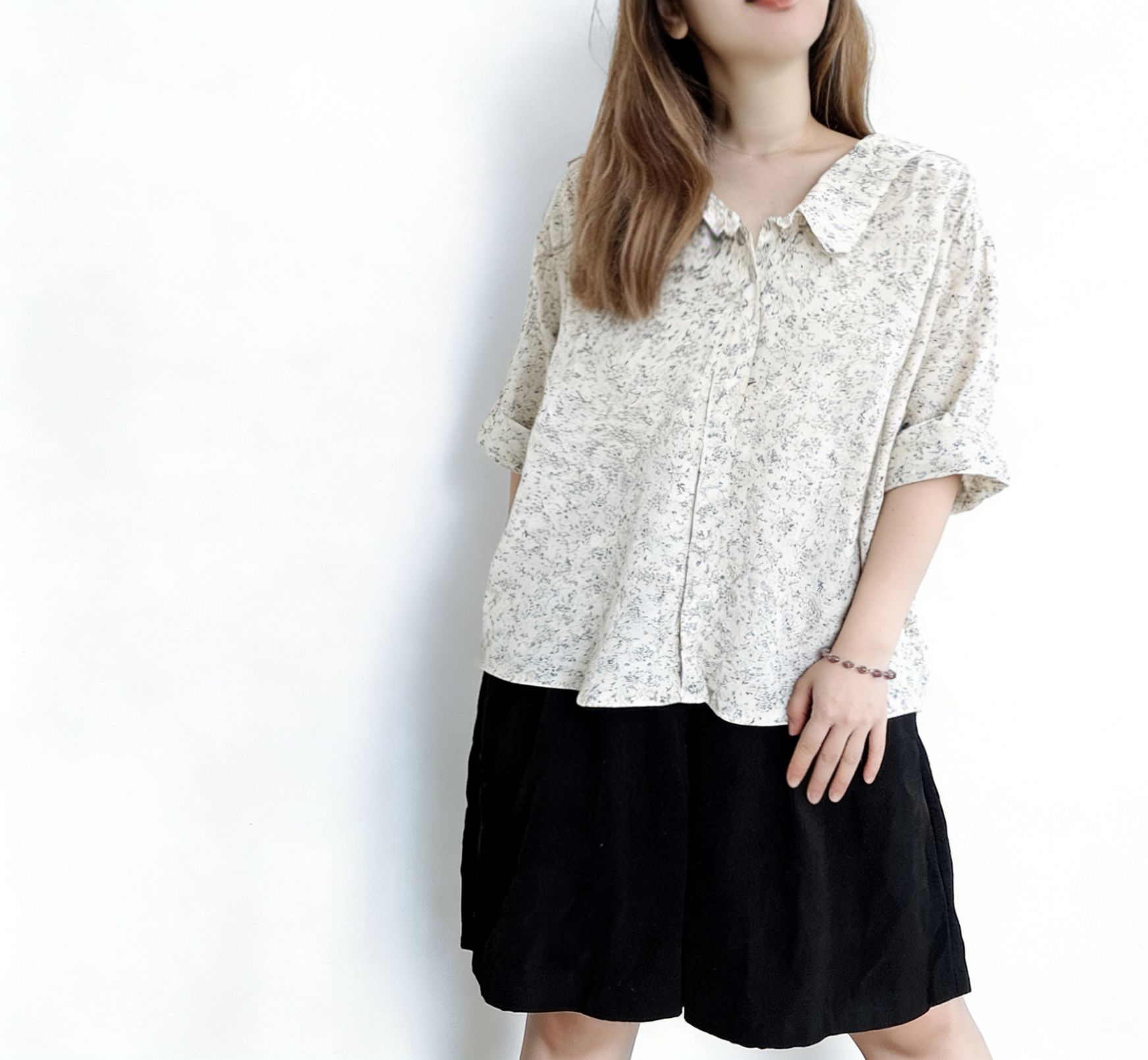 日系花葉刺繡print Top 