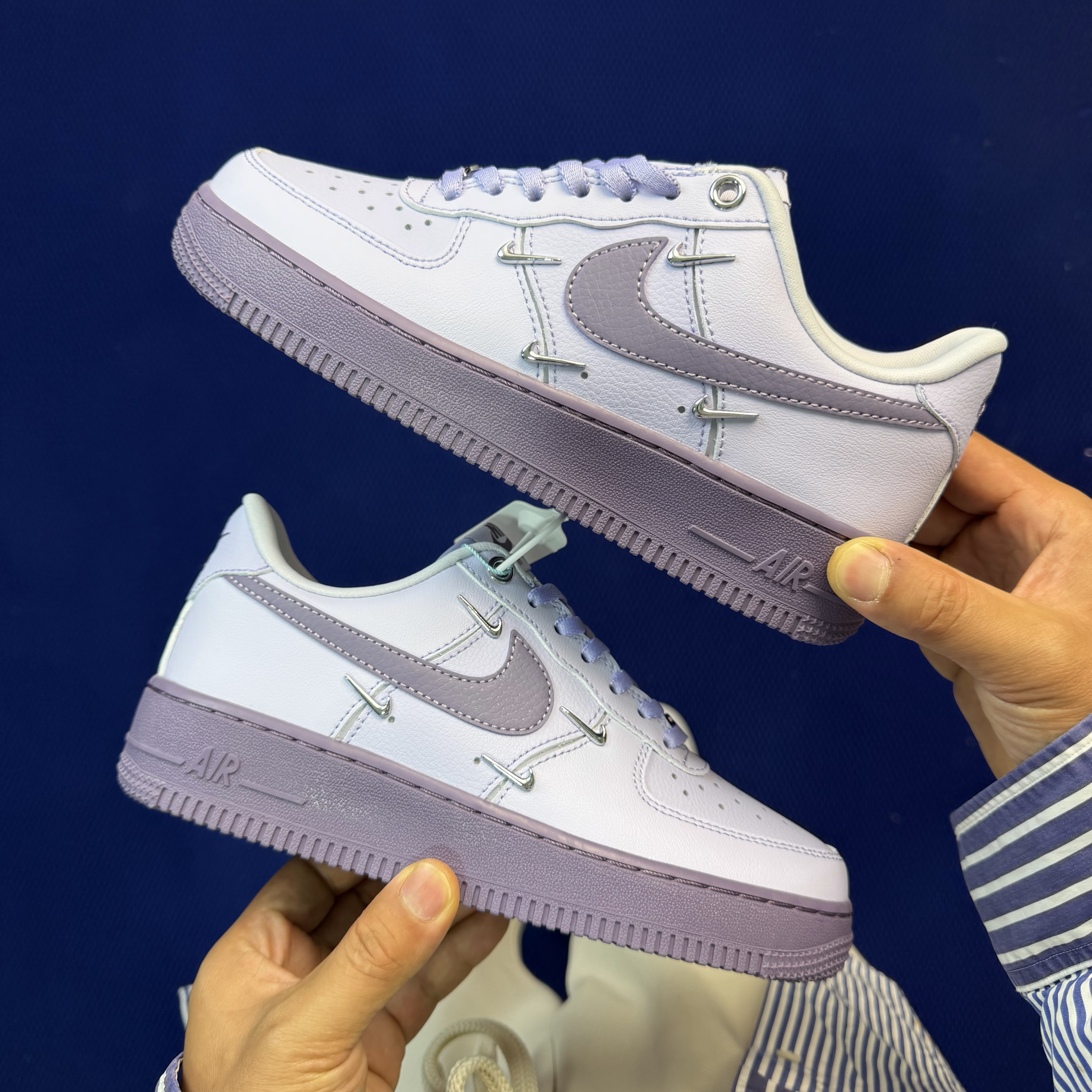 Nike Air Force 1 '07 LX IX5253-555
