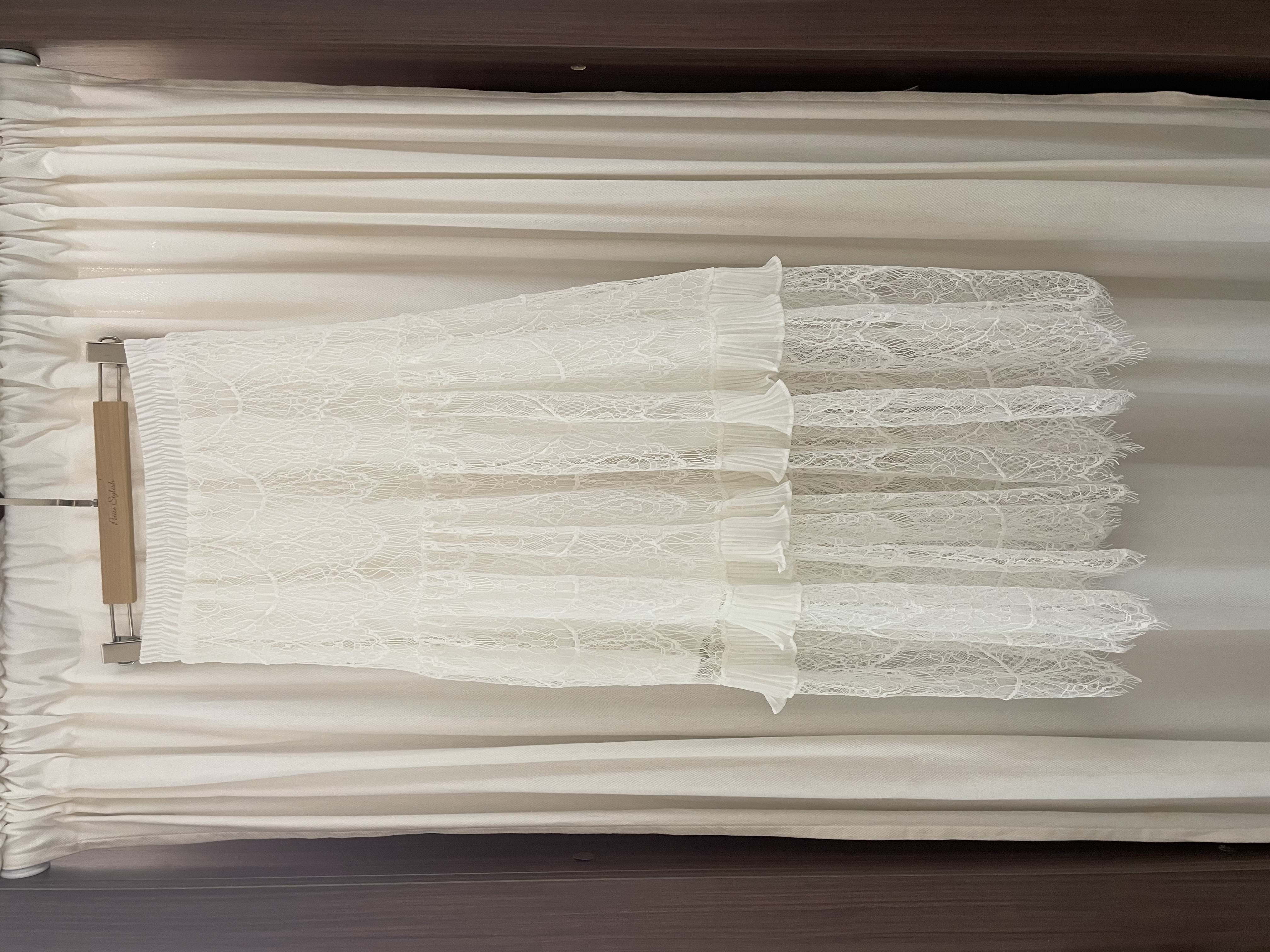 VICTORIAN LACE MAXI SKIRT