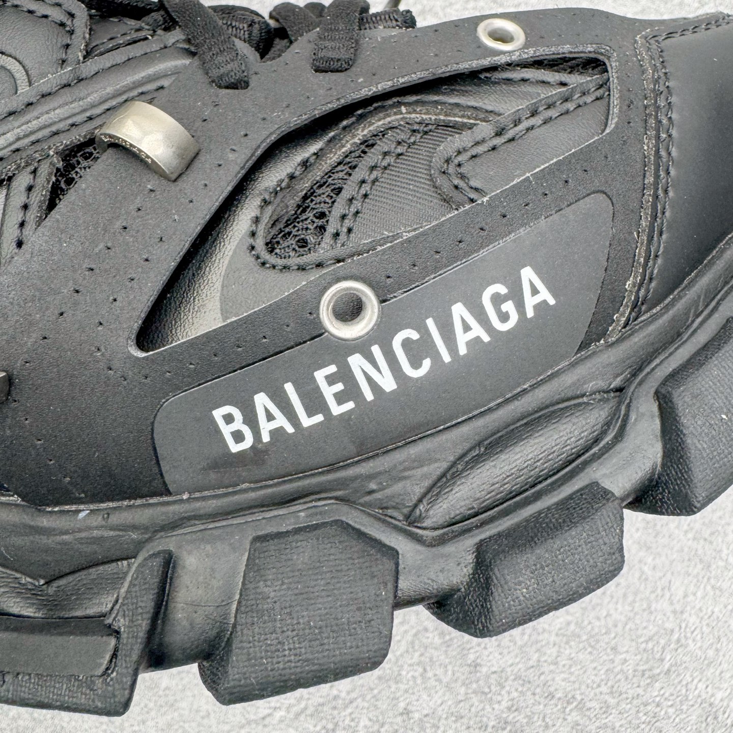 Balenciaga Track Snecker