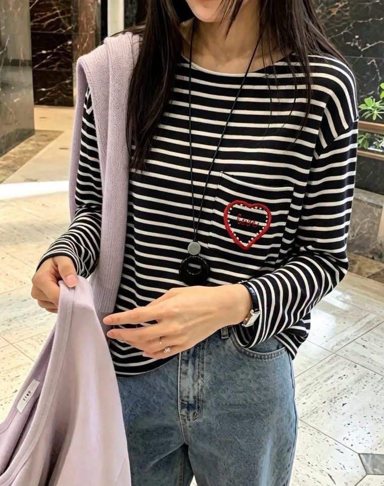 刺繡心心袋間Tee
