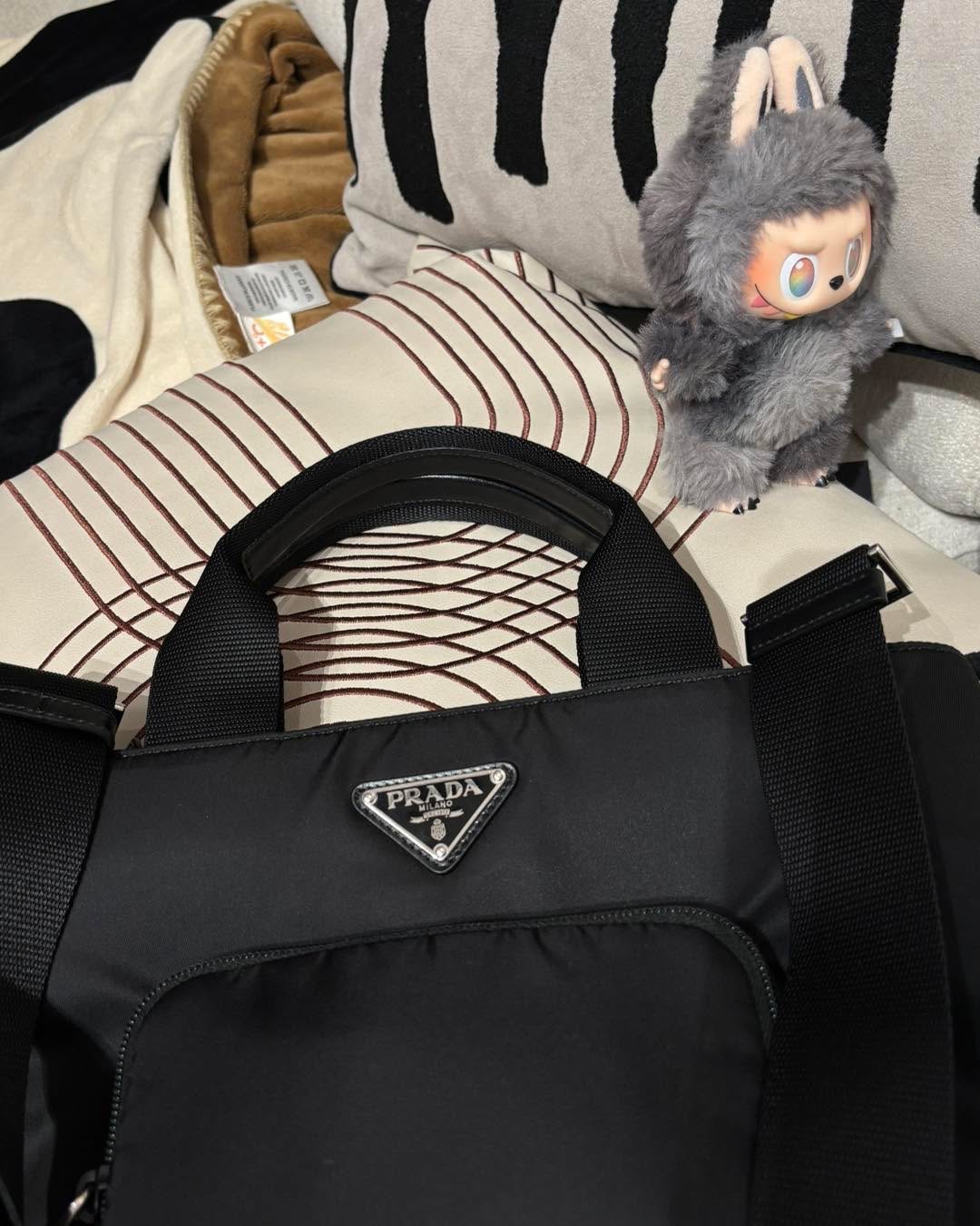 Prada nylon 2way re-nylon Bag100%Authentic, 98%new✅dust bag 