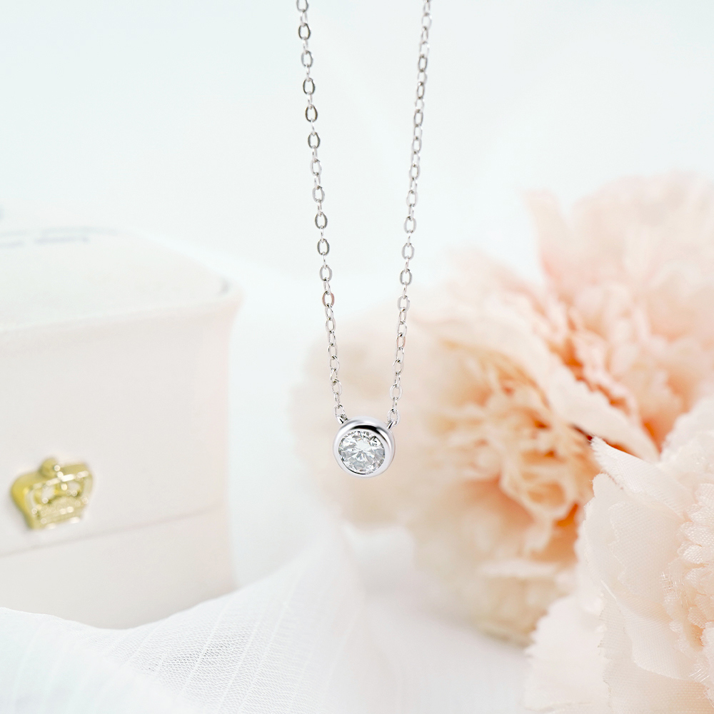 📦訂購 台灣限定 STORY 故事銀飾 簡愛單鑽莫桑石純銀頸鏈