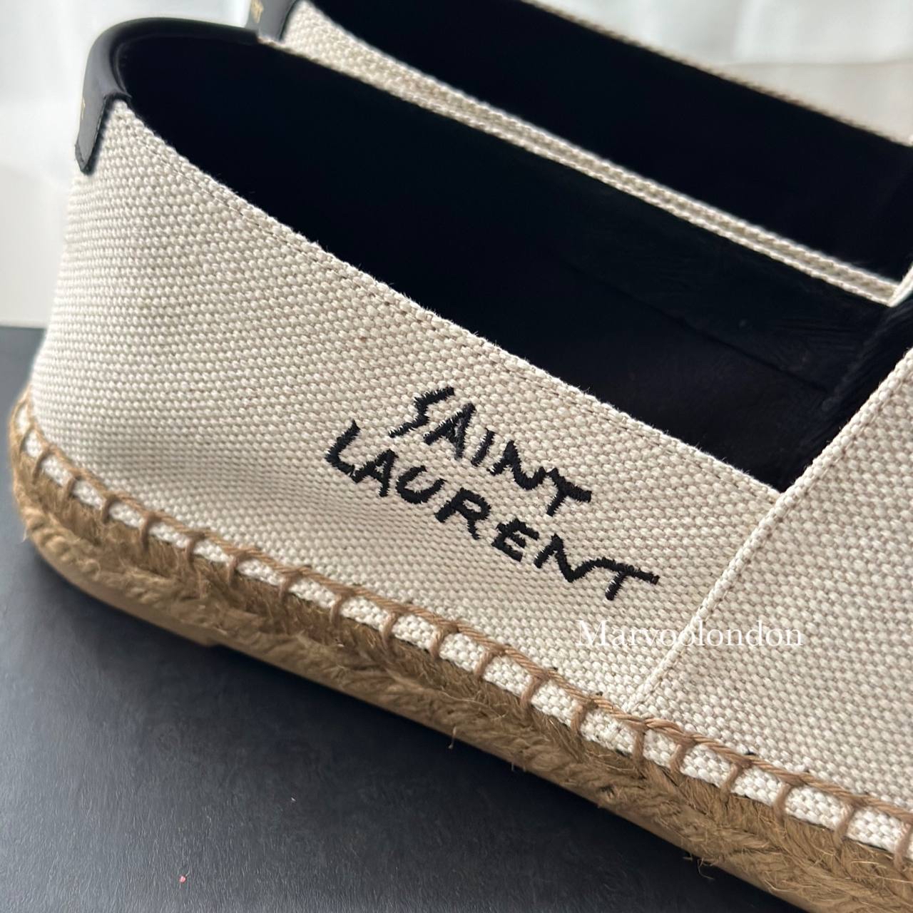 斷碼優惠✨訂貨🍒Saint Laurent 刺繡logo 漁夫鞋 Size 35 35.5 36 37
