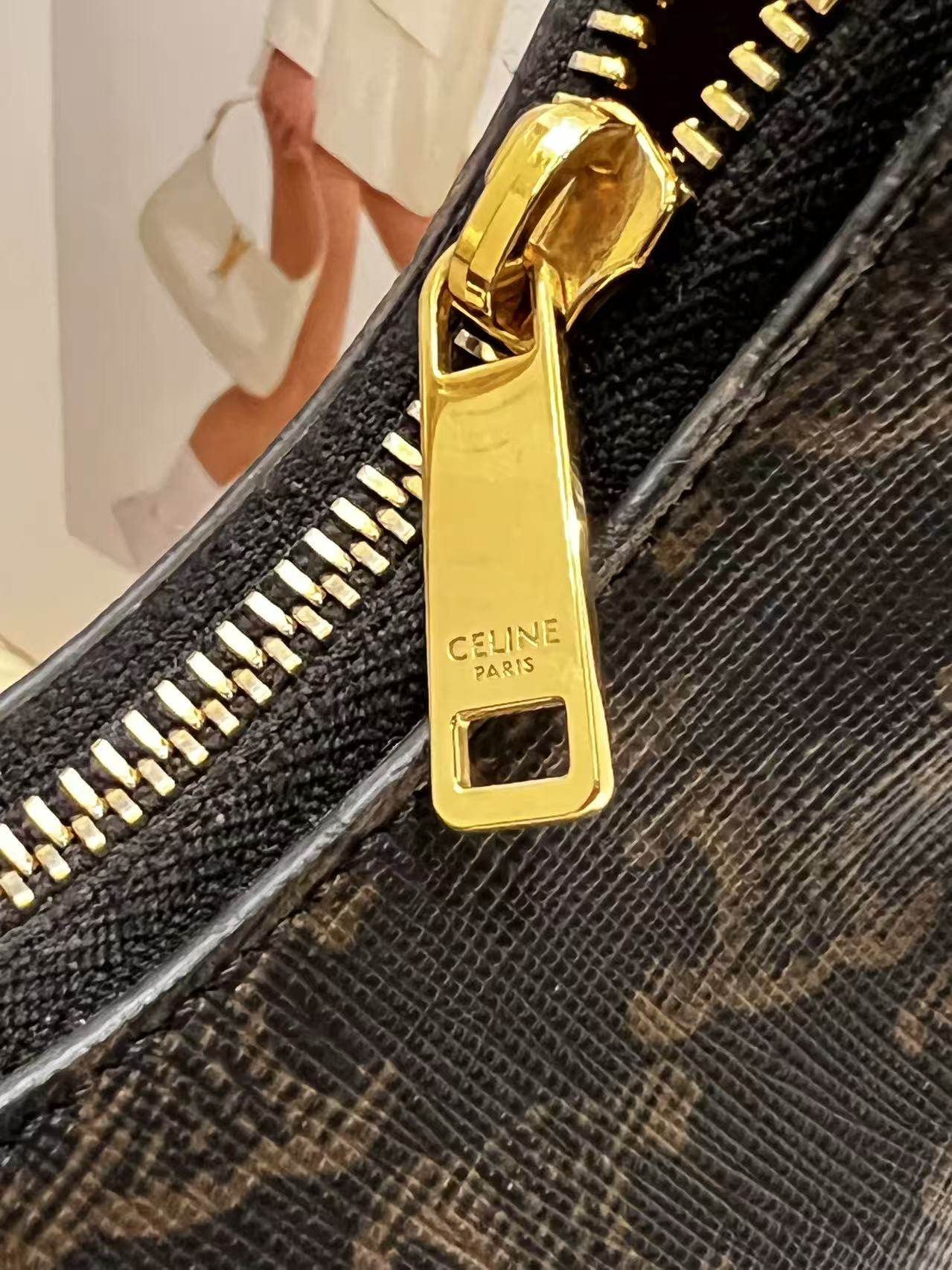 Celine Ava Triomphe Bag （近新閒置品 Lisa同款）